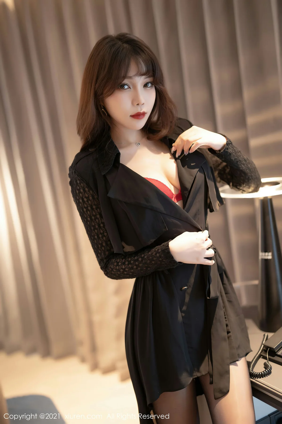 XiuRen 秀人 No.3595 黑丝高跟 芝芝Booty 性感写真33 - 2