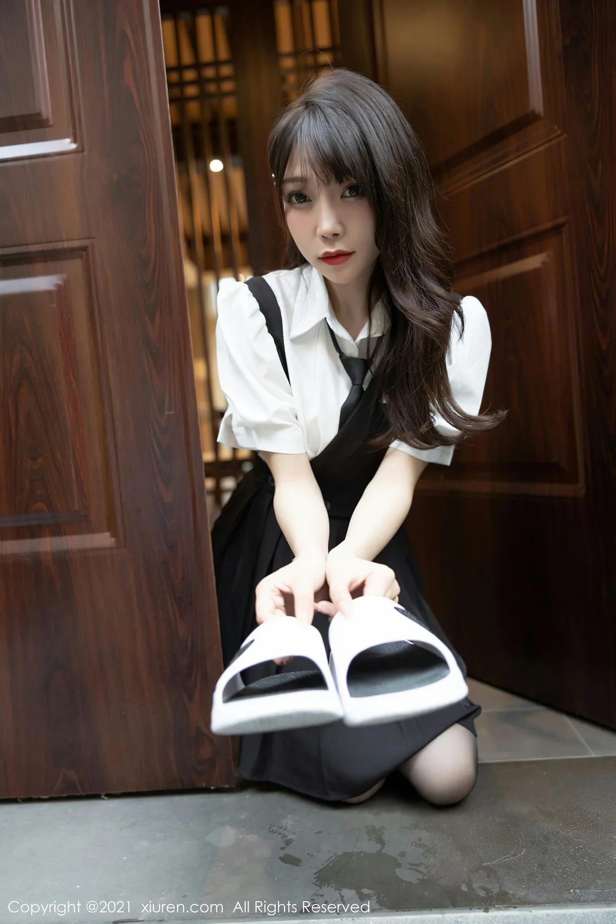 XiuRen 秀人 No.3643 剧情手法女仆主题 芝芝Booty 性感写真11 - 6