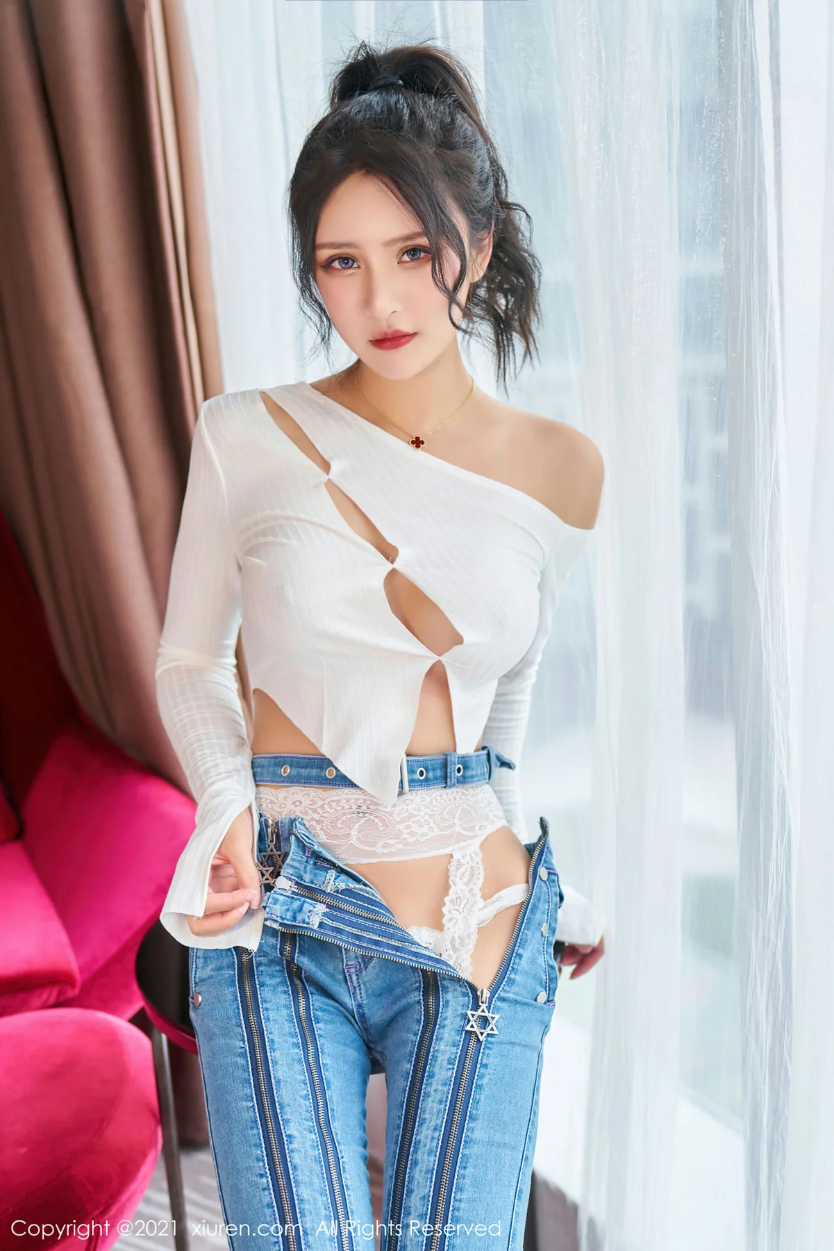 XiuRen 秀人 No.3720 蕾丝吊袜内衣 Emily尹菲 性感写真3 - 9