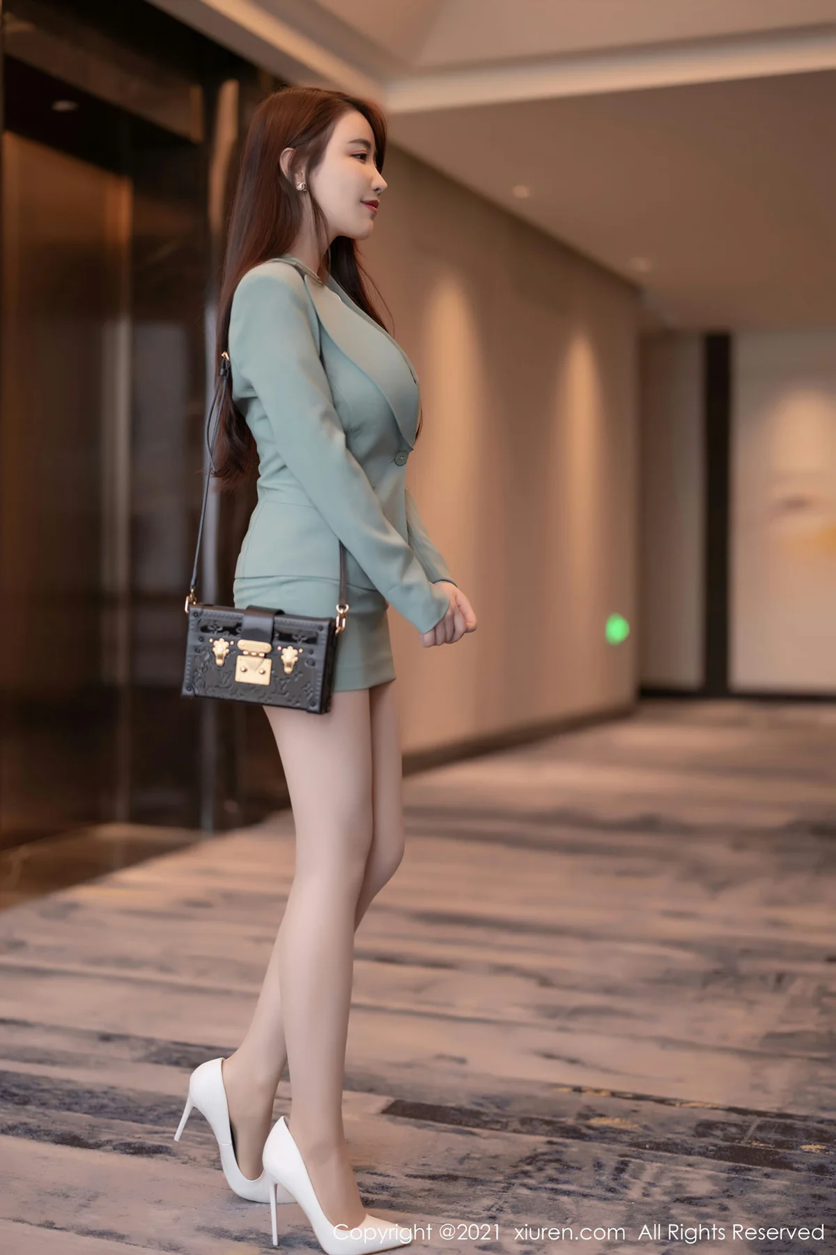 XiuRen 秀人 No.3728 浅绿色职业装 Cherry绯月樱 江浙沪旅拍3 - 3