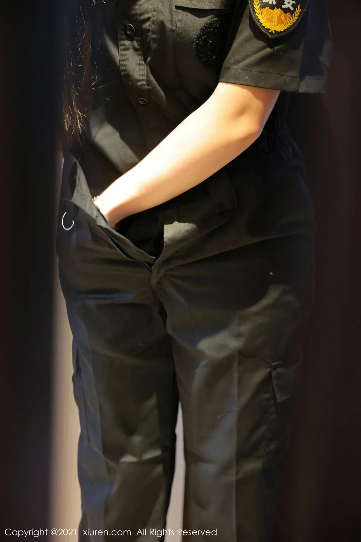 XiuRen 秀人 No.3796 保安制服 美七Mia与萌汉药baby 模特合集写真22 - 4