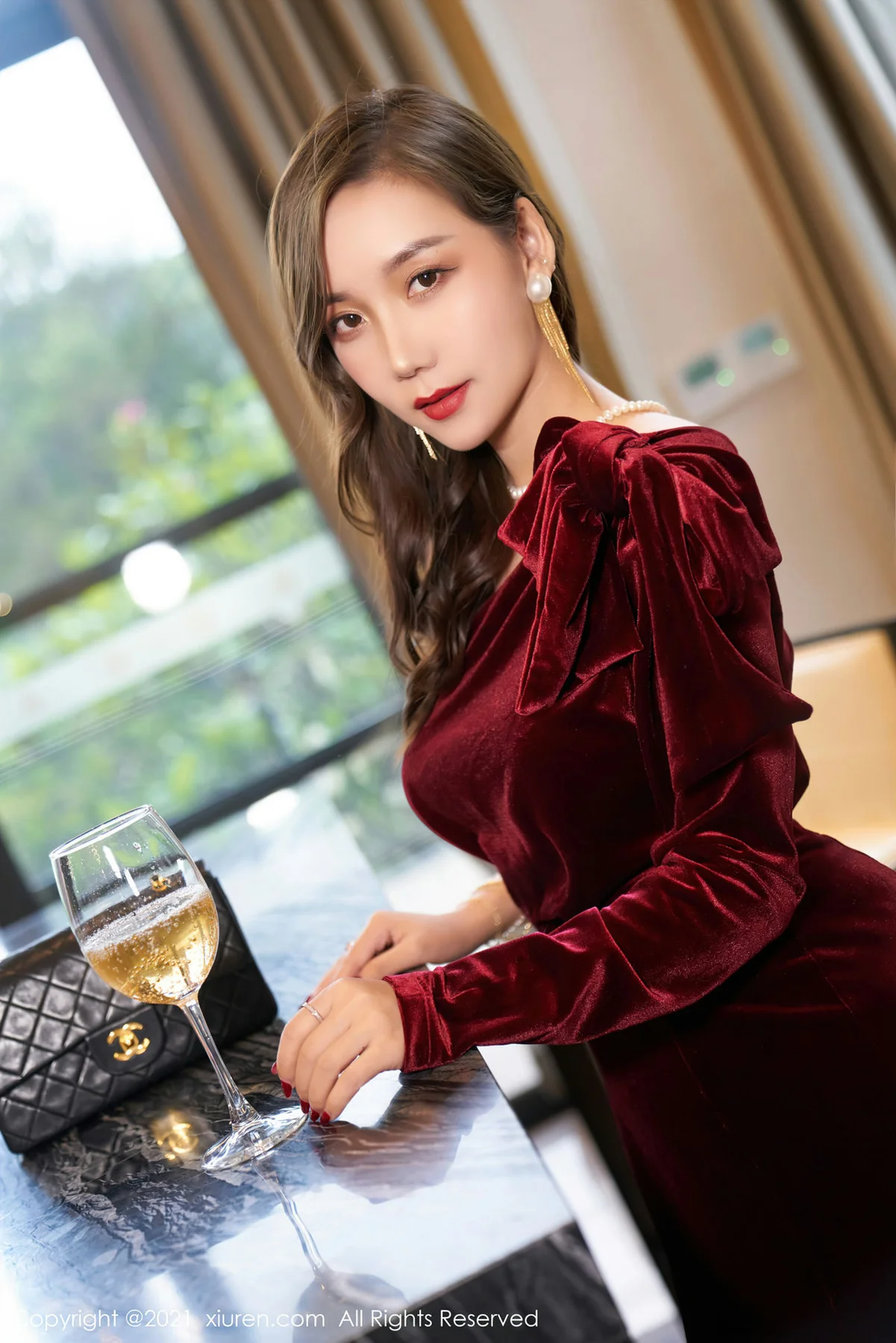 XiuRen 秀人 No.3807 华丽的礼裙 艾静香 大理旅拍 - 8