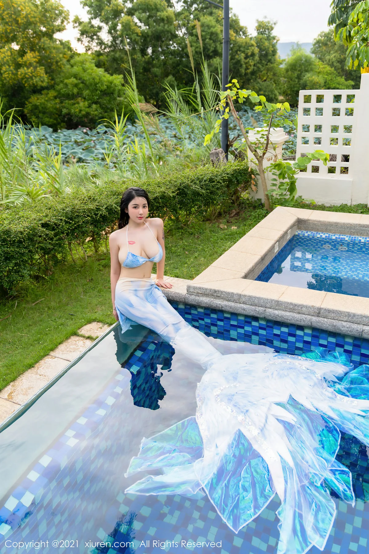 XiuRen 秀人 No.3849 绚丽美人鱼 美七 Mia 三亚旅拍 - 3