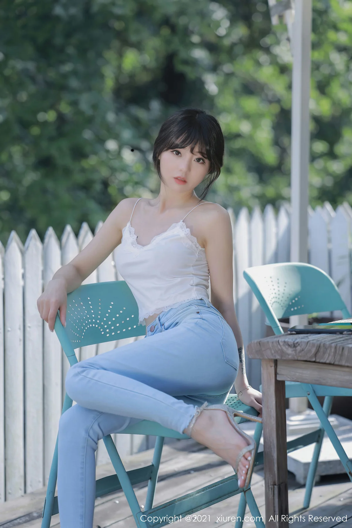 XiuRen 秀人 No.3983 性感蕾丝睡衣 佘贝拉bella 澳门旅拍 - 1