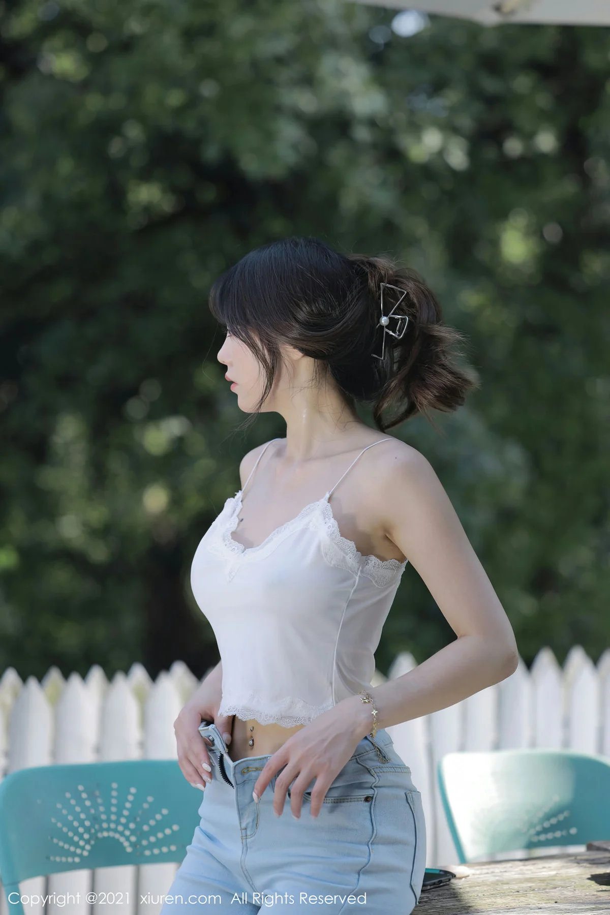 XiuRen 秀人 No.3983 性感蕾丝睡衣 佘贝拉bella 澳门旅拍 - 2