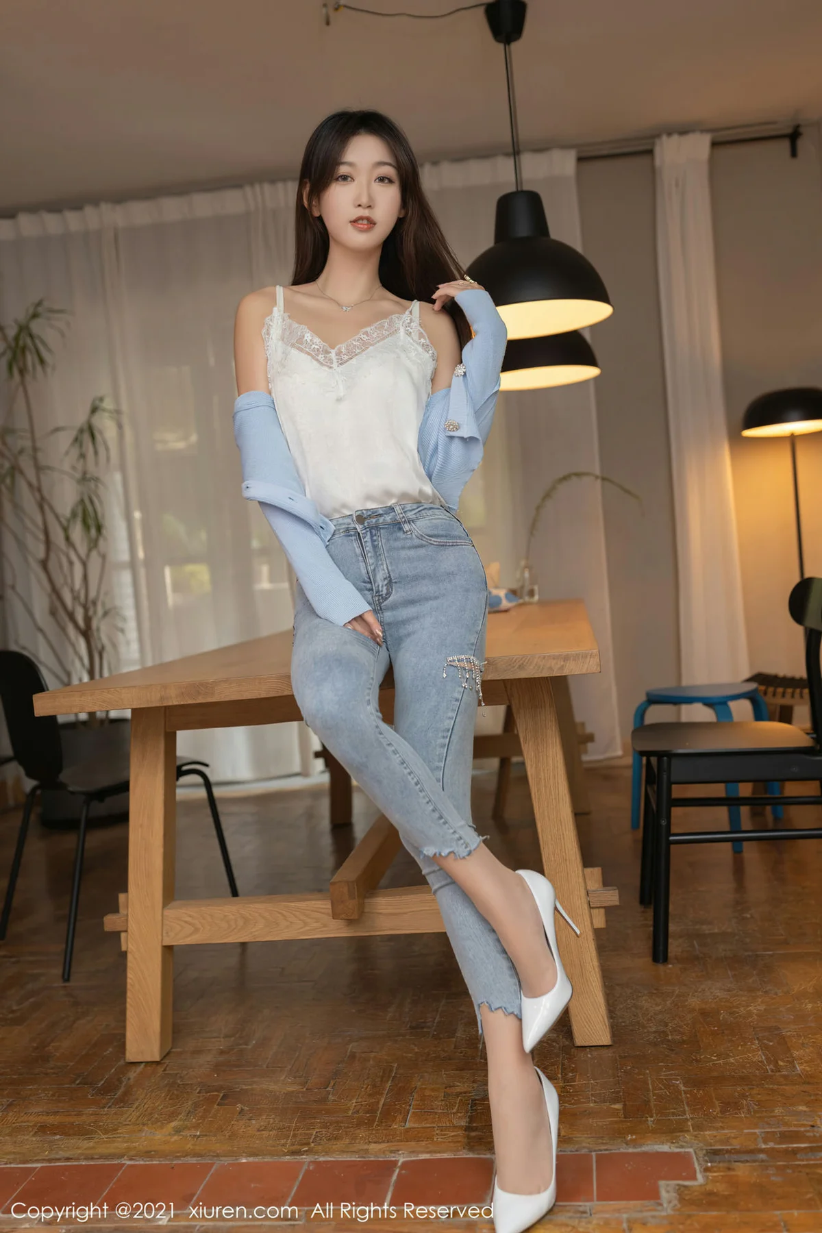 XiuRen 秀人 No.3985 新来舍友主题 唐安琪 性感写真11 - 4