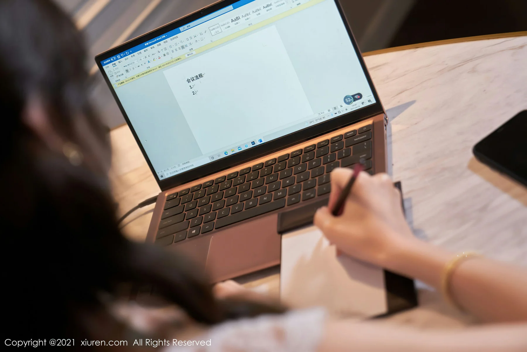 XiuRen 秀人 No.3992 秘书OL剧情主题 周于希Sandy 性感写真 - 2