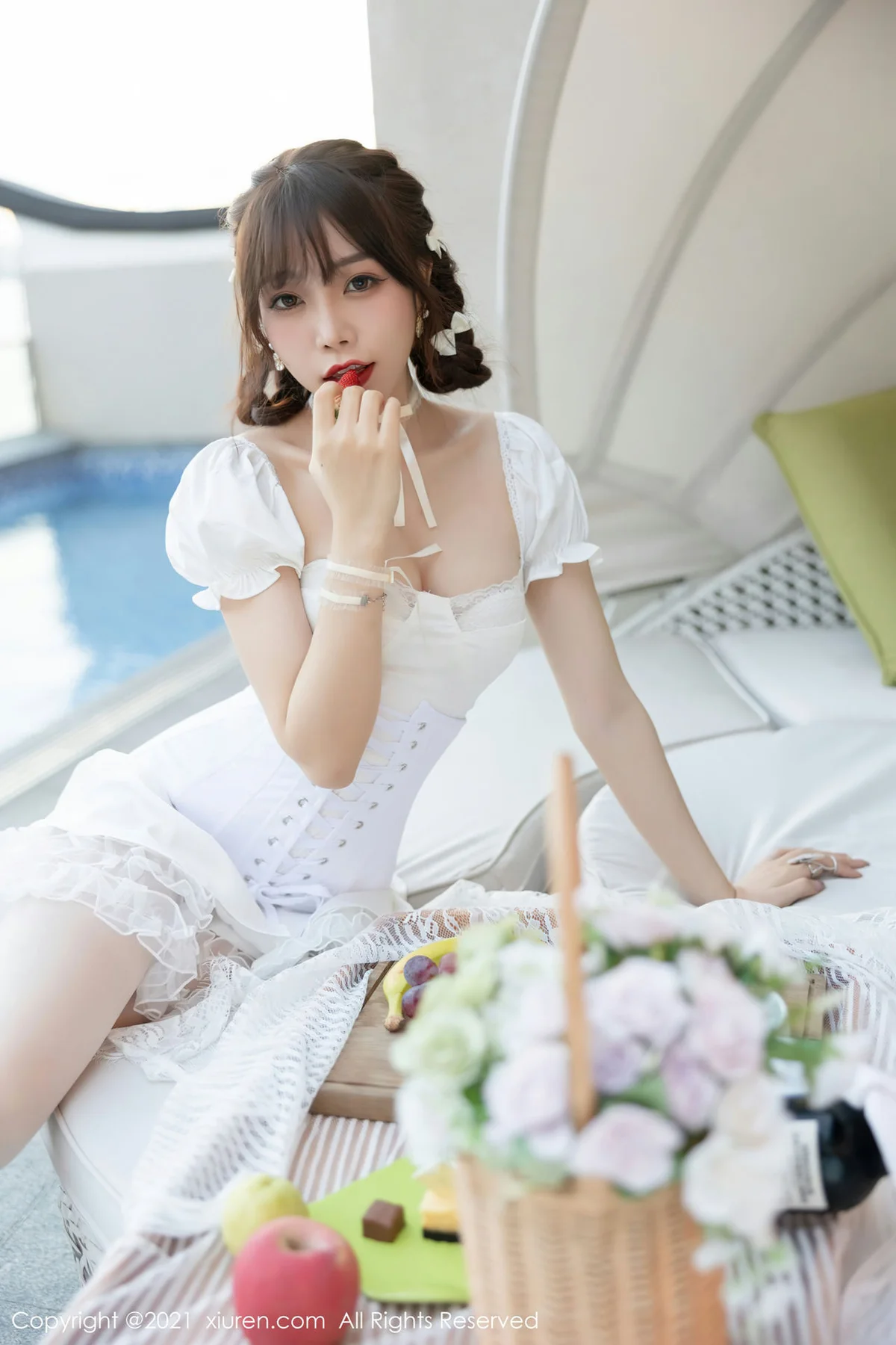 XiuRen 秀人 No.3998 女友下午茶 芝芝Booty 深圳旅拍 - 3