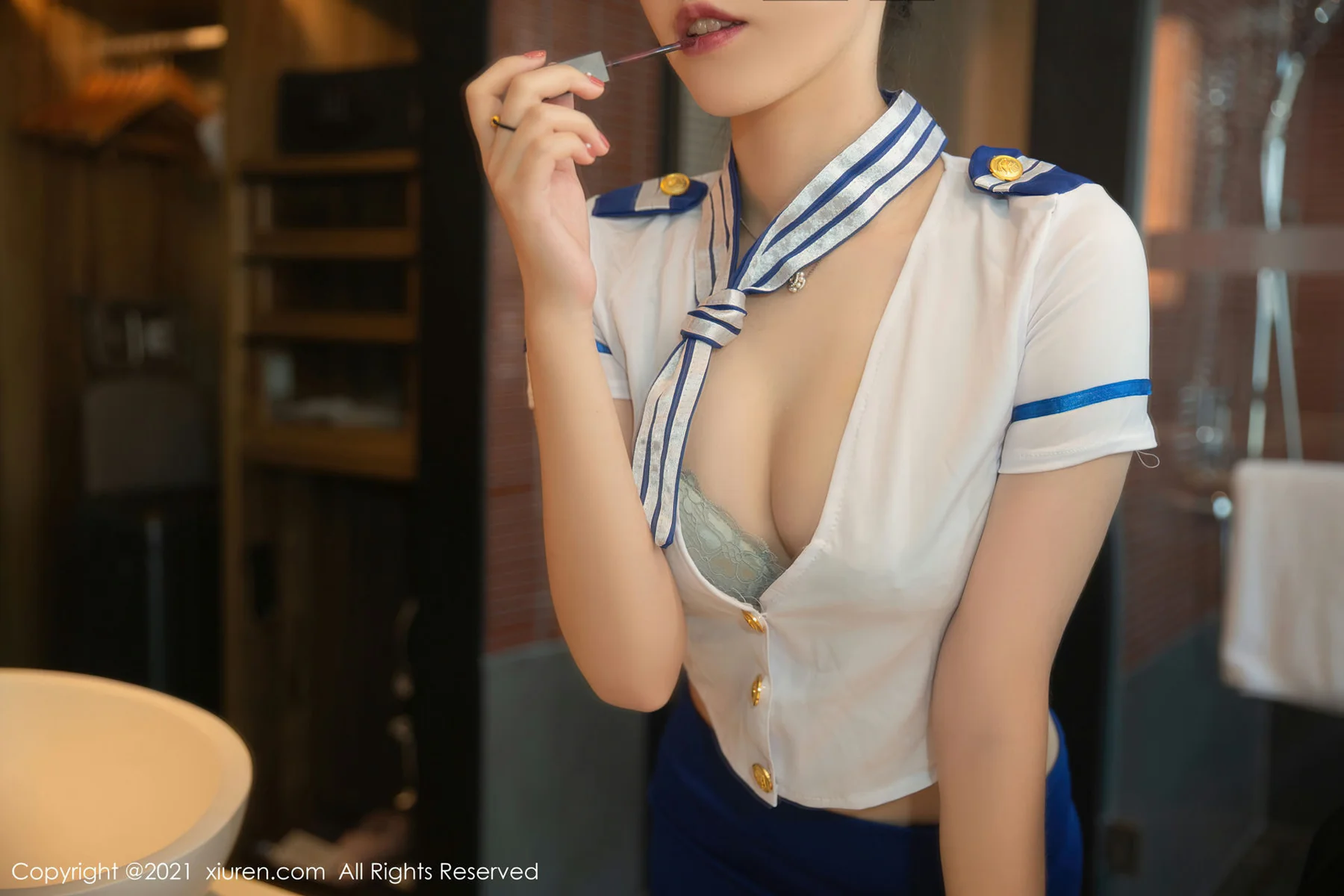 XiuRen 秀人 No.4011 空姐制服主题 一颗甜蛋黄a 性感写真 - 3