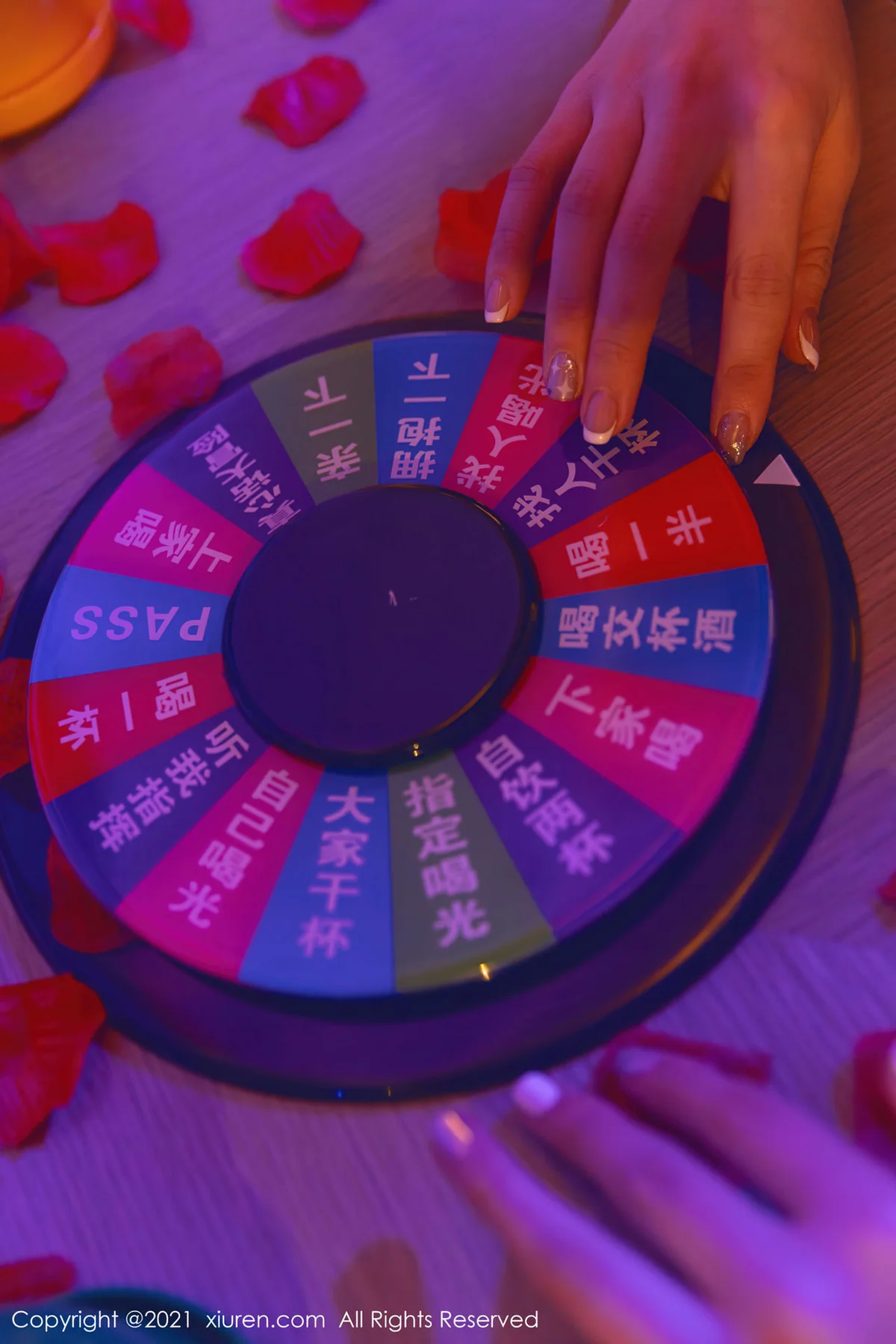 XiuRen 秀人 No.4025 生日party系列模特合集 王雨纯和朱可儿Flower33 - 3