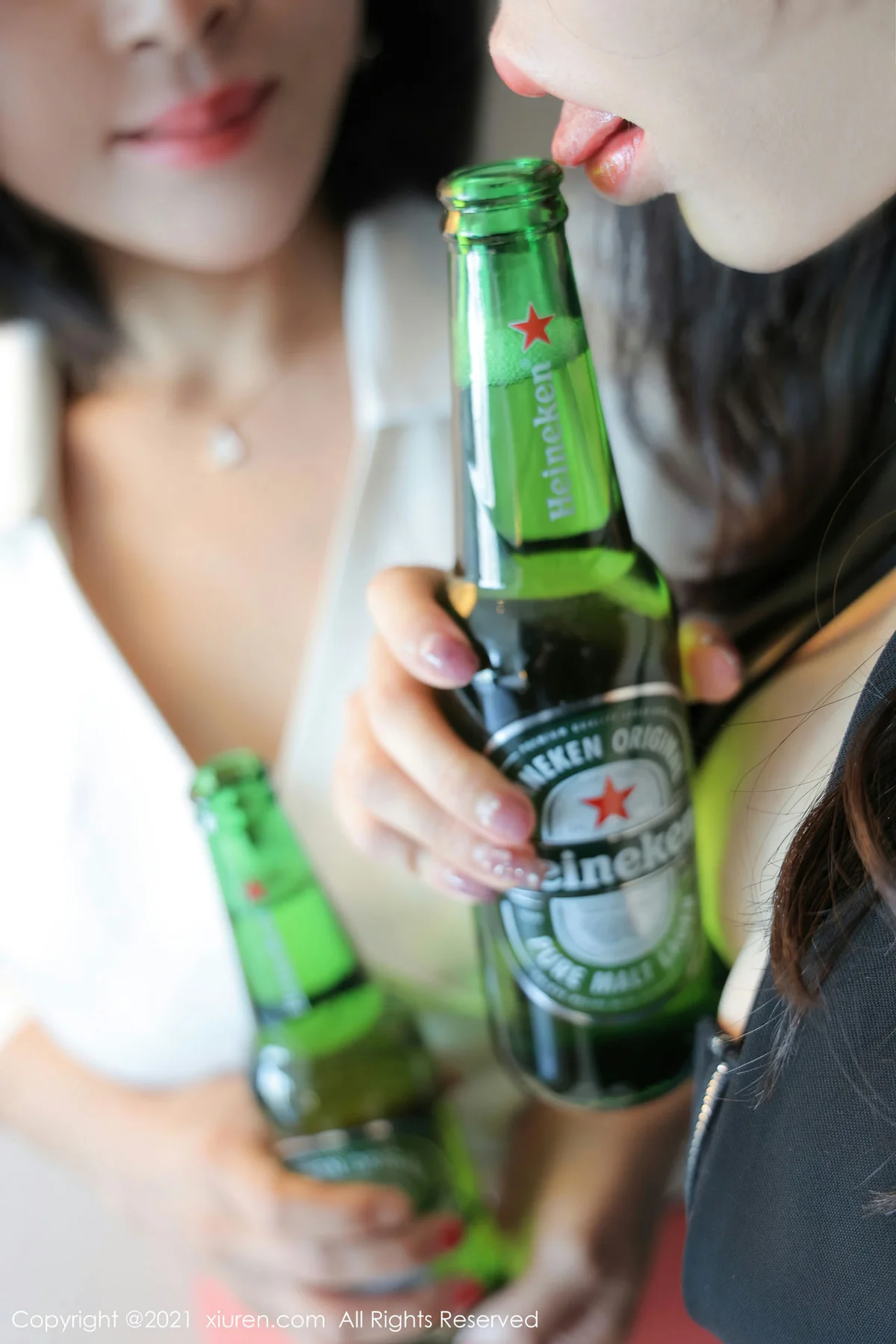 XiuRen 秀人 No.4047 新人模特 乖乖小野喵和Lucky沈欢欣 - 8