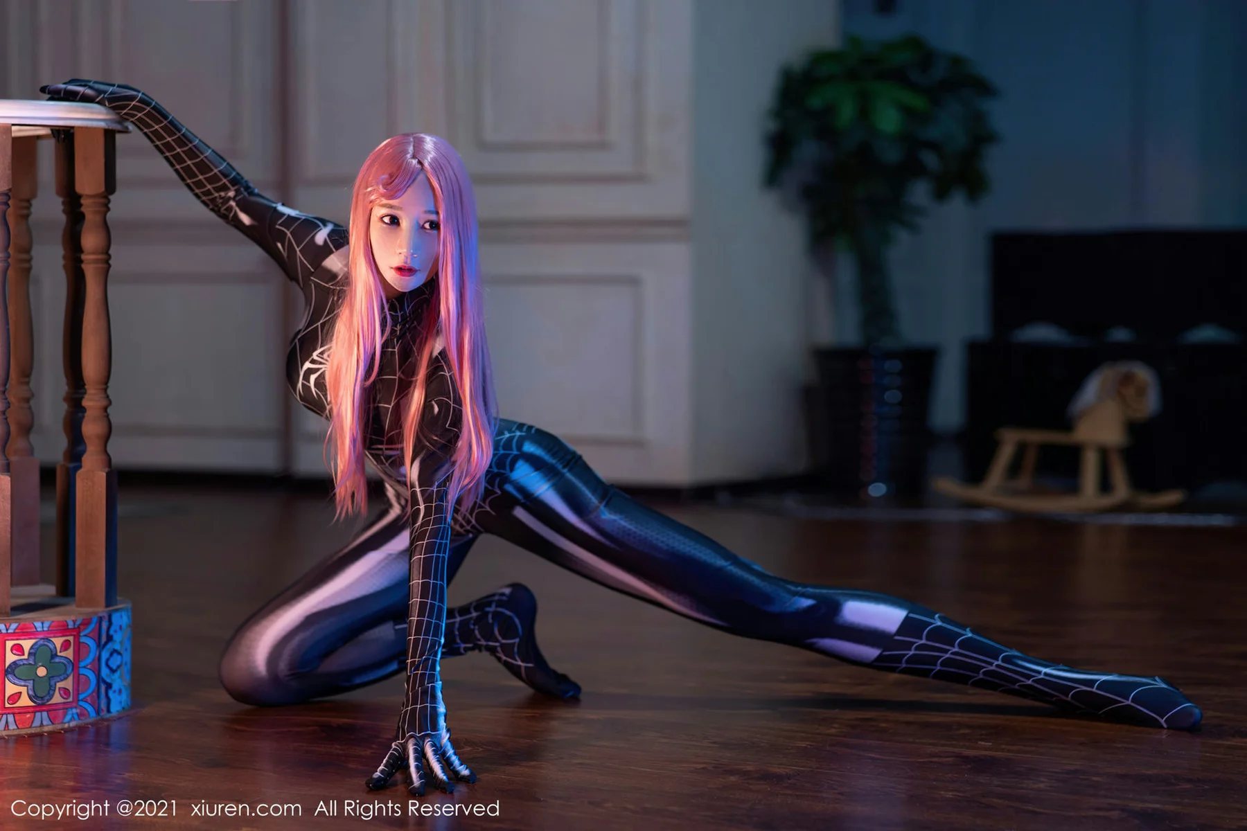 XiuRen 秀人 No.4070 毒液女香瓜臀御姐 顾乔楠Cora 性感写真3 - 3