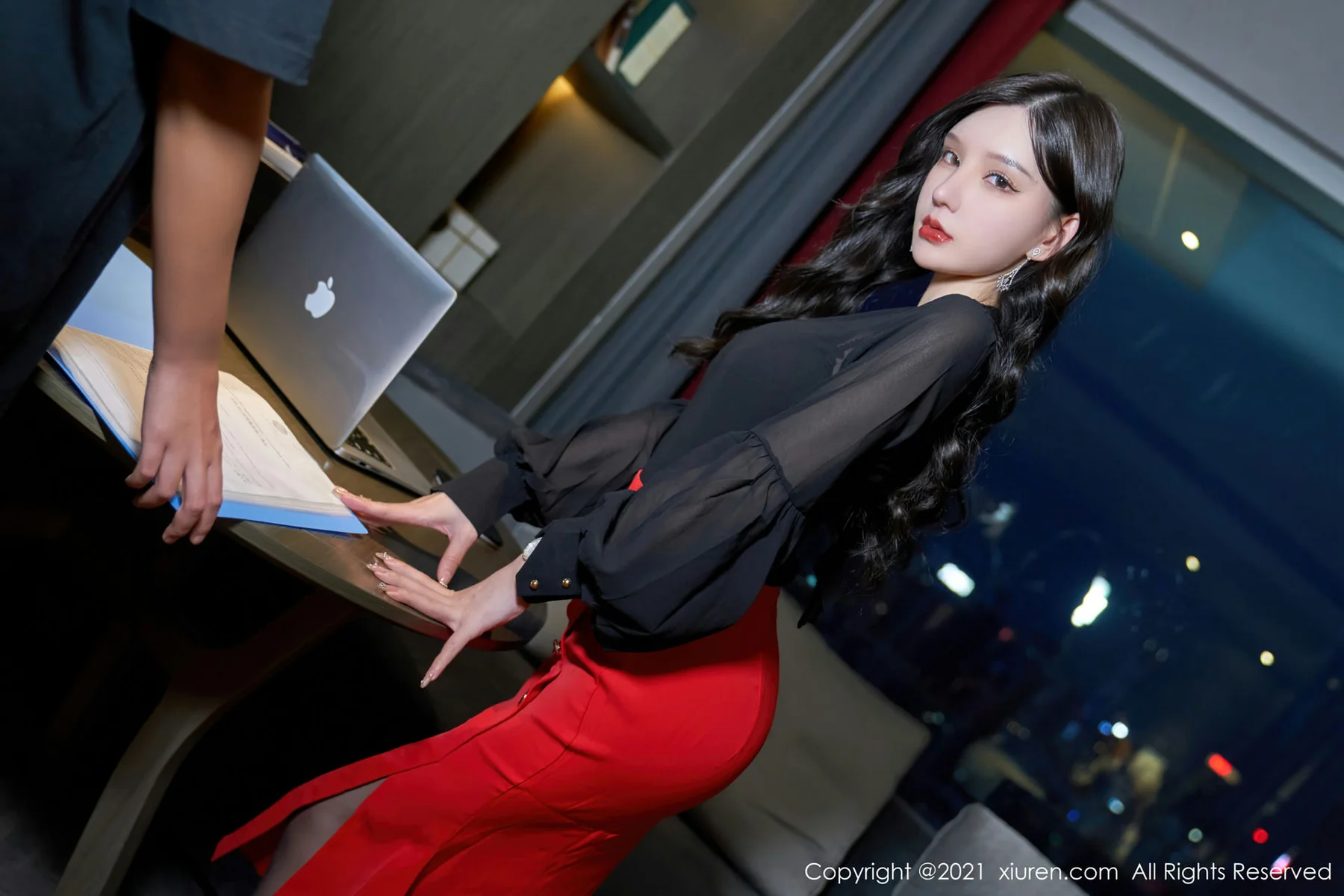 XiuRen 秀人 No.4075 霸道BOSS剧情主题 周于希Sandy 性感写真111 - 1