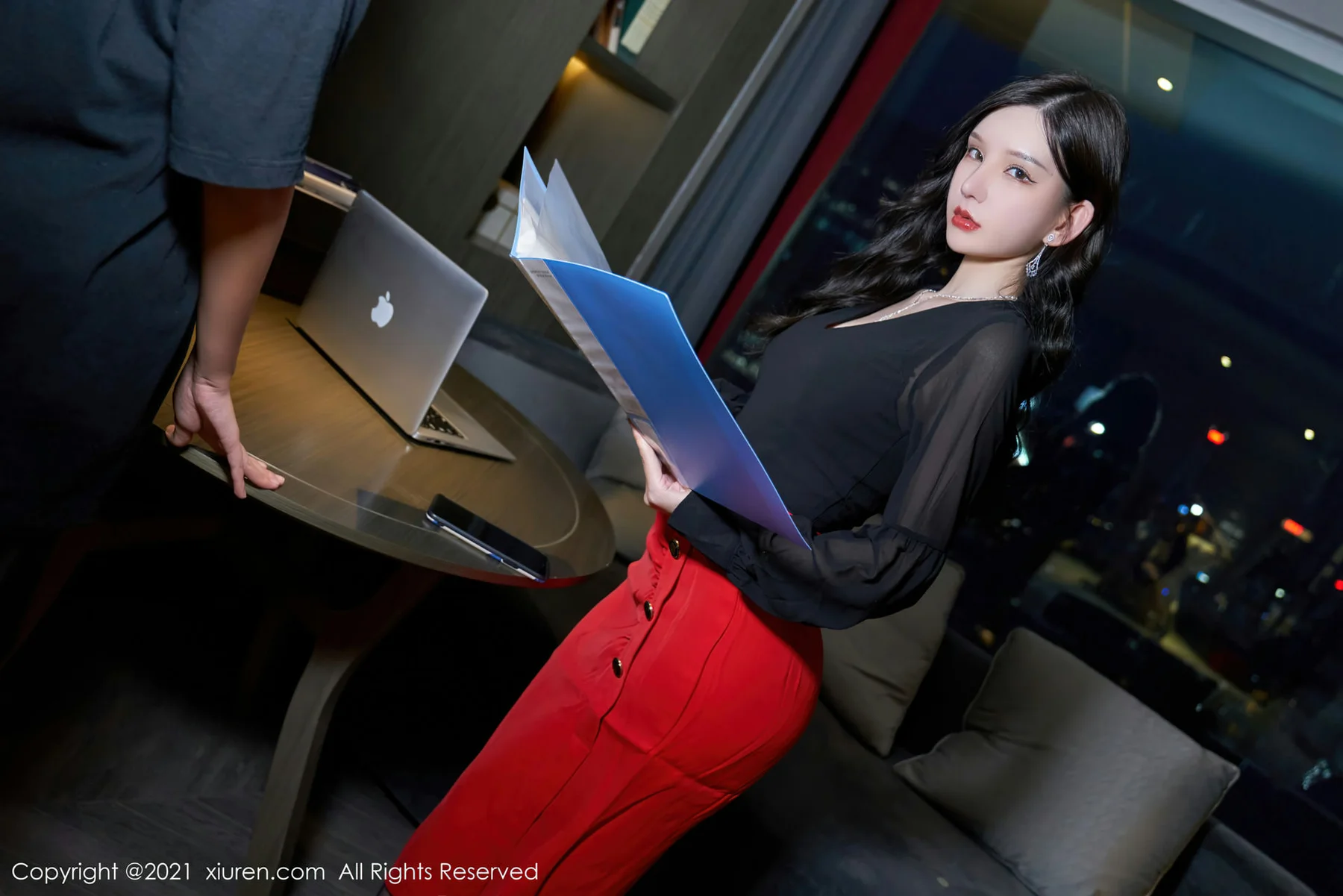 XiuRen 秀人 No.4075 霸道BOSS剧情主题 周于希Sandy 性感写真111 - 4