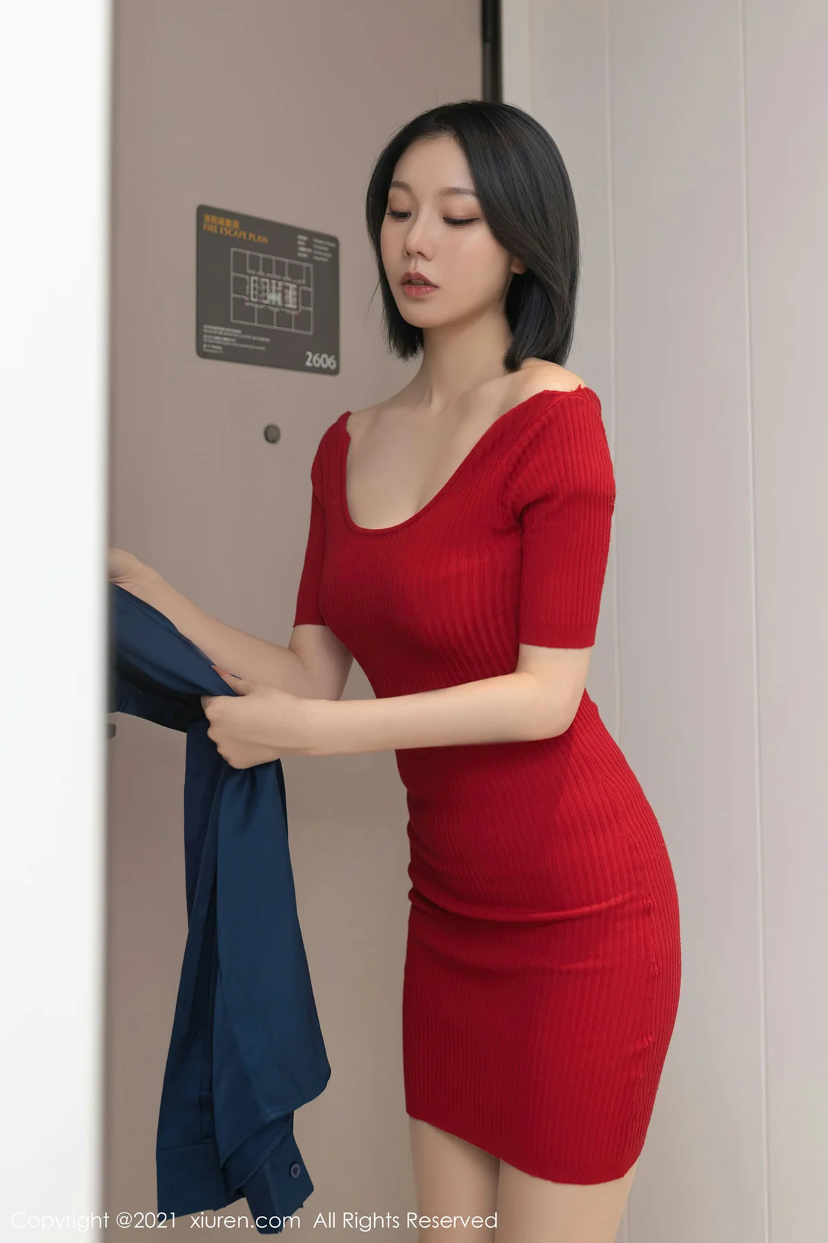 XiuRen 秀人 No.4077 人妻系列 安然Maleah 重庆旅拍写真1 - 8