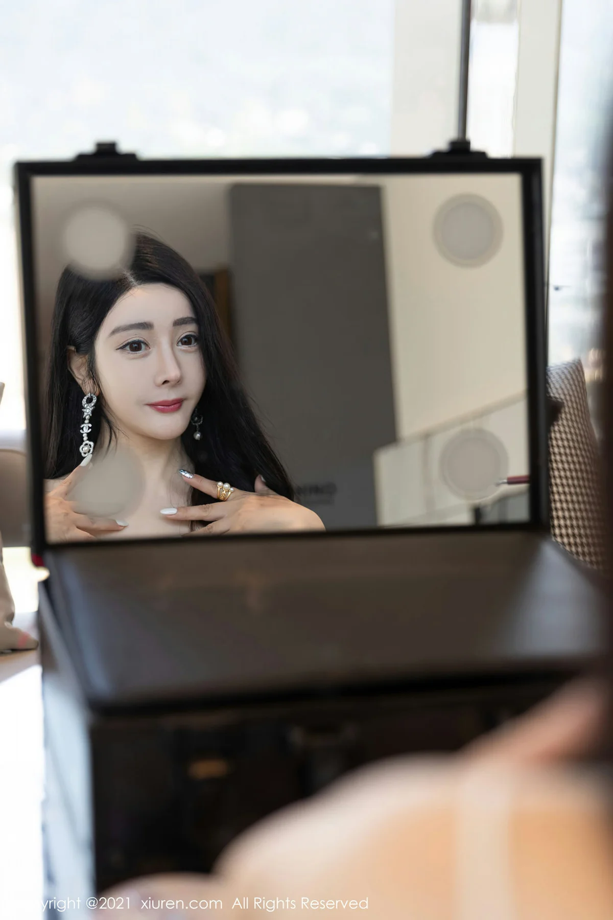 XiuRen 秀人 No.4103 婀娜姿态 允爾 性感写真1 - 5