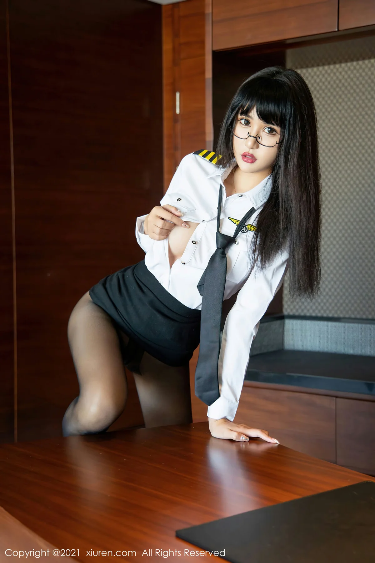 XiuRen 秀人 No.4207 情趣内衣 Emily尹菲 性感写真 - 1