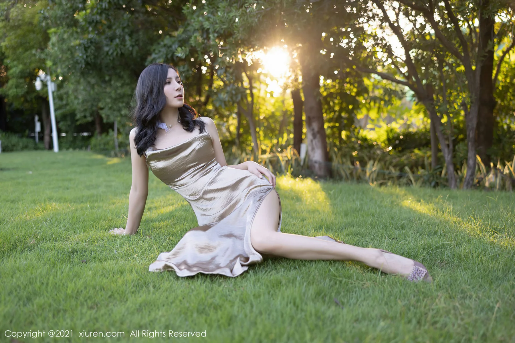 XiuRen 秀人 No.4254 百变情趣 小蛮妖Yummy 深圳旅拍3 - 6