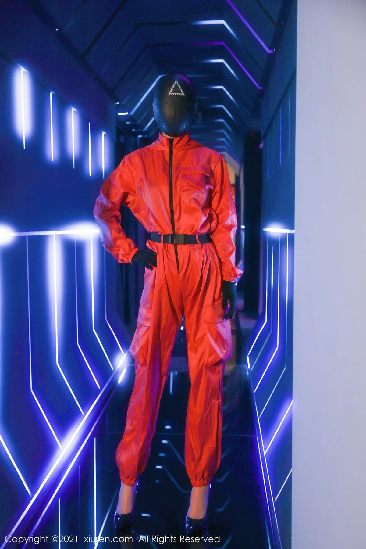 XiuRen 秀人 No.4266 超时空色彩视觉 李雅柔182CM 性感写真 - 1