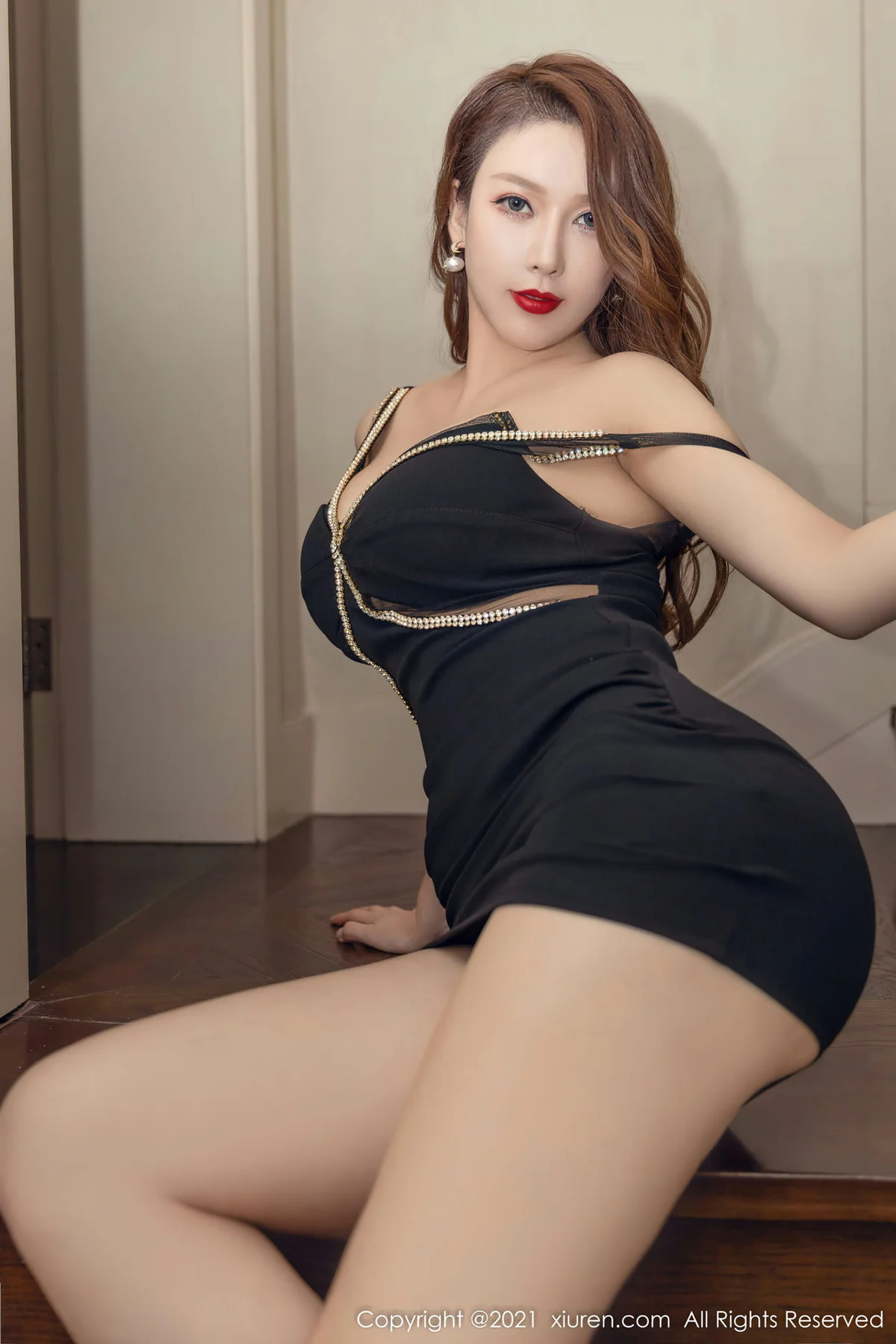 XiuRen 秀人 No.4351 熟女气息 Egg_尤妮丝 丰腴有致 - 3