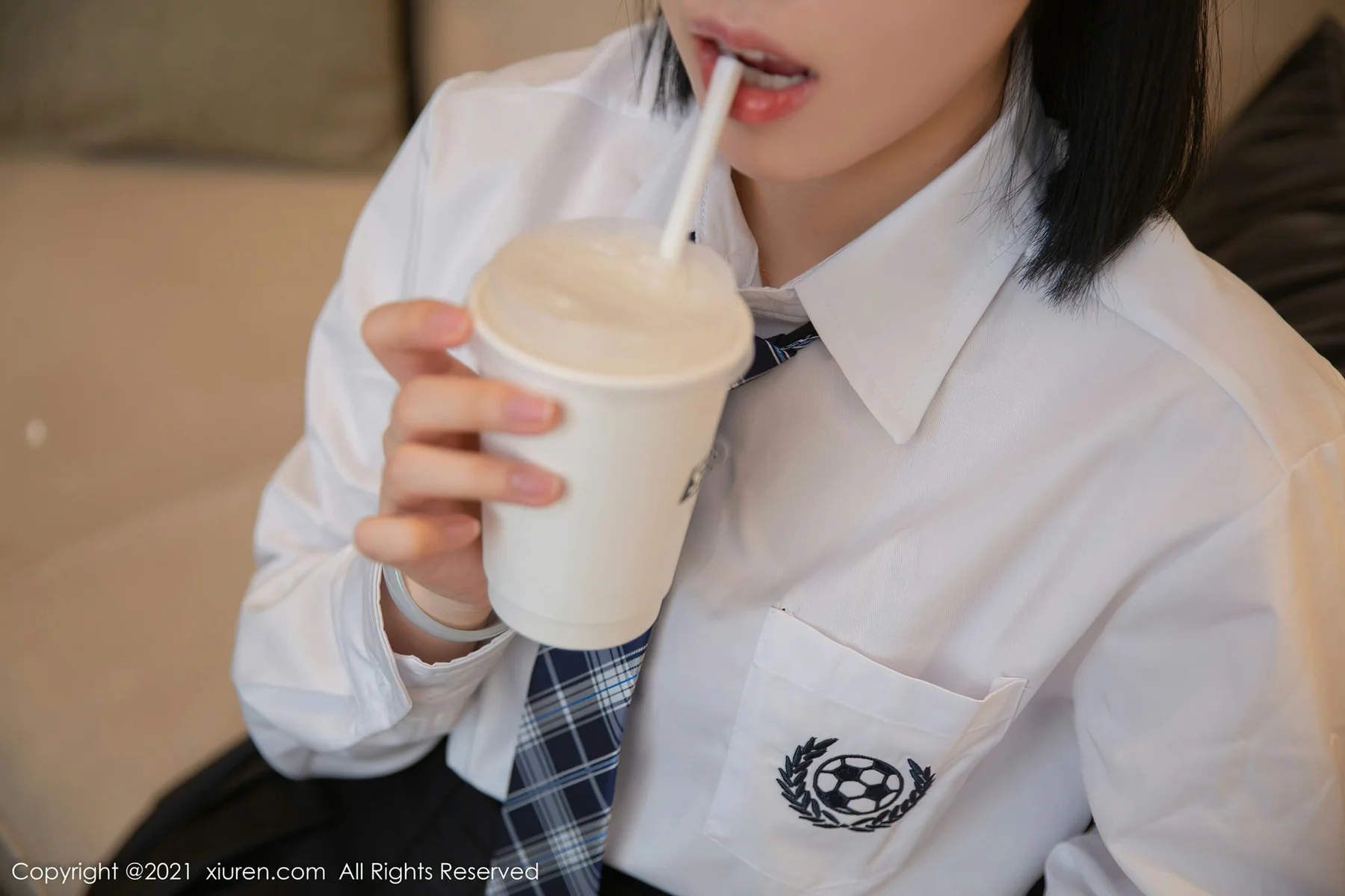 XiuRen 秀人 No.4364 女友游戏 一颗甜蛋黄a 性感写真1 - 8