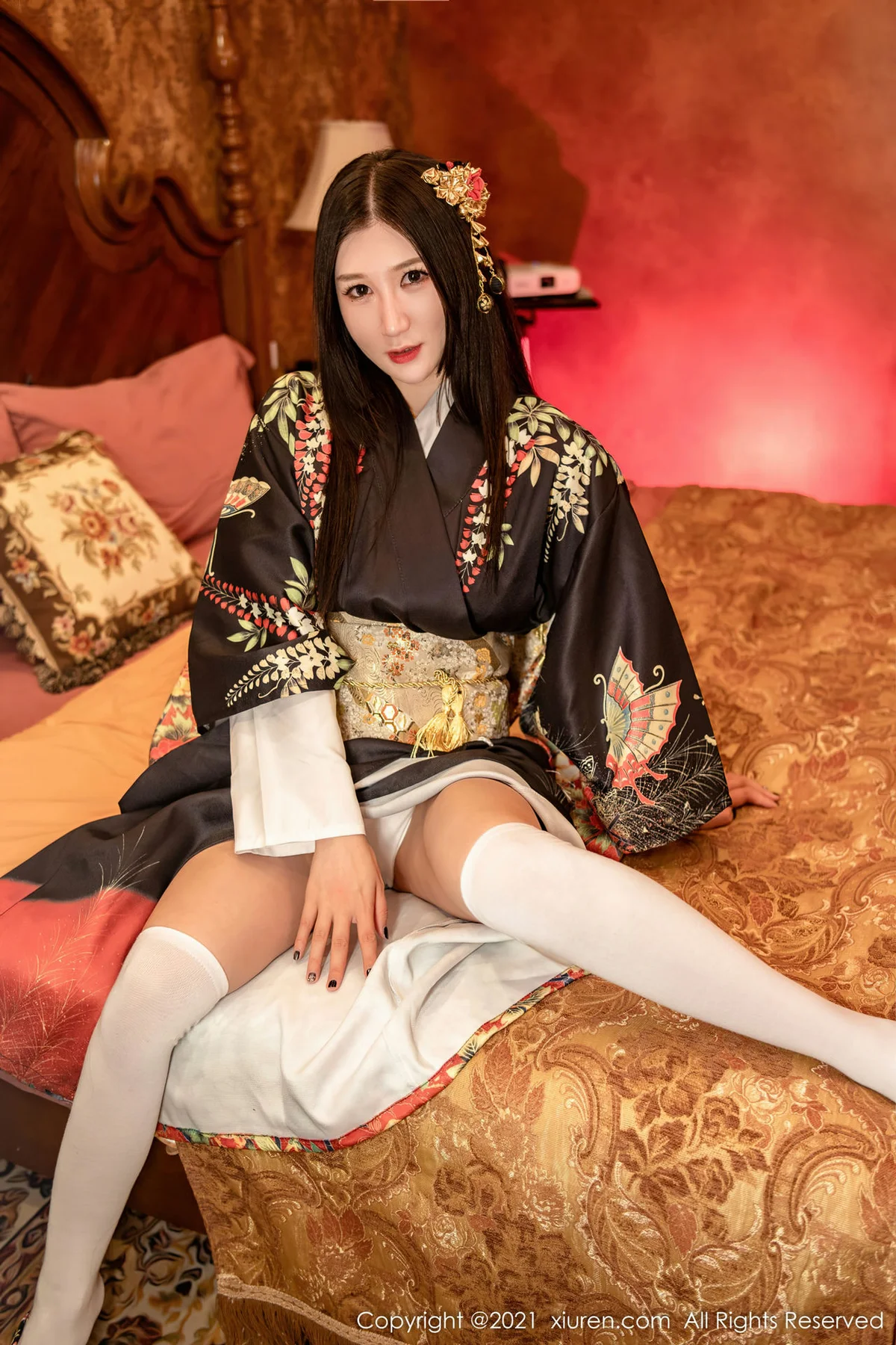 XiuRen 秀人 No.4386 肉感御姐 顾乔楠Cora 性感写真 - 7