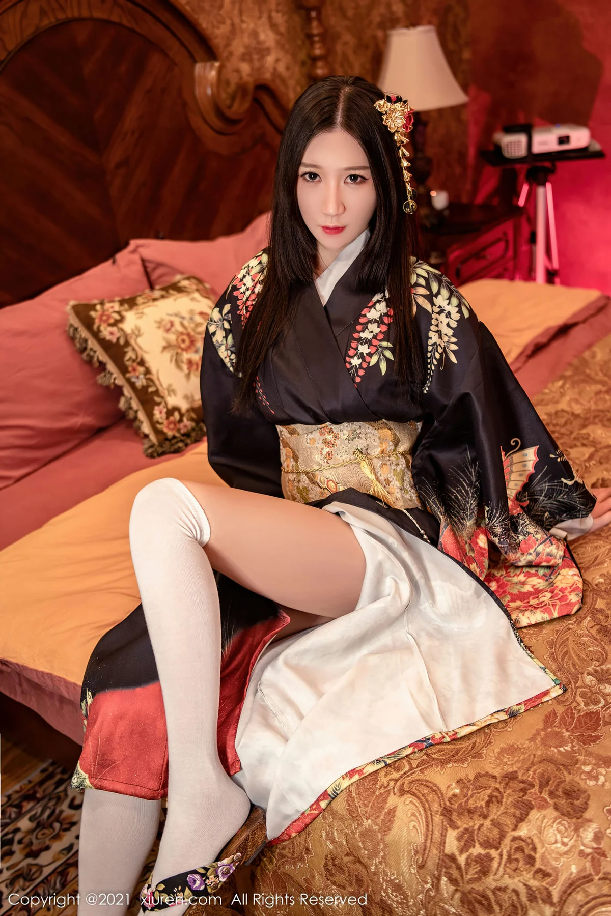 XiuRen 秀人 No.4386 肉感御姐 顾乔楠Cora 性感写真 - 8