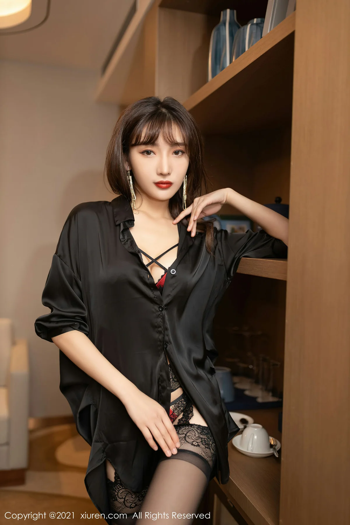 XiuRen 秀人 No.4396 和同事出差题材 陆萱萱 性感写真1 - 8