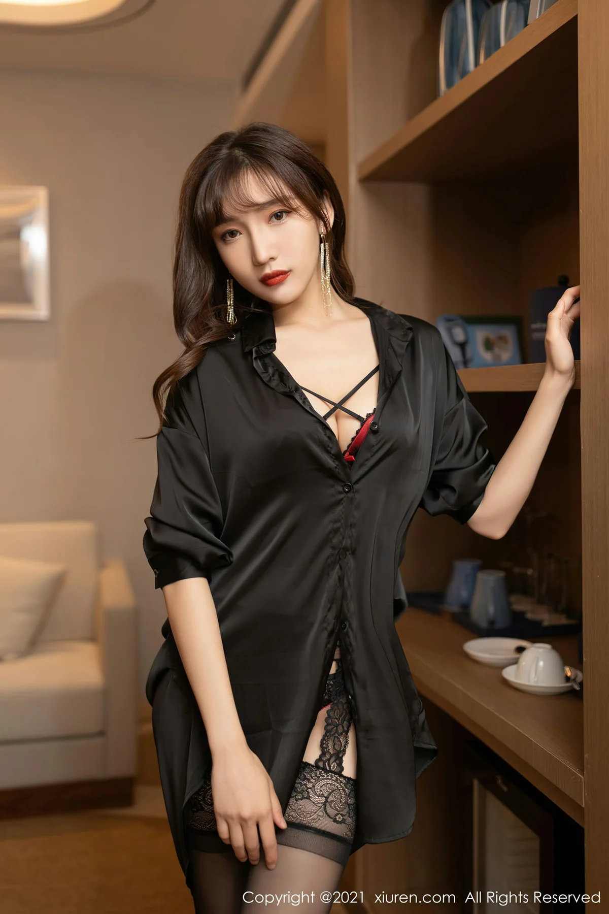 XiuRen 秀人 No.4396 和同事出差题材 陆萱萱 性感写真1 - 9