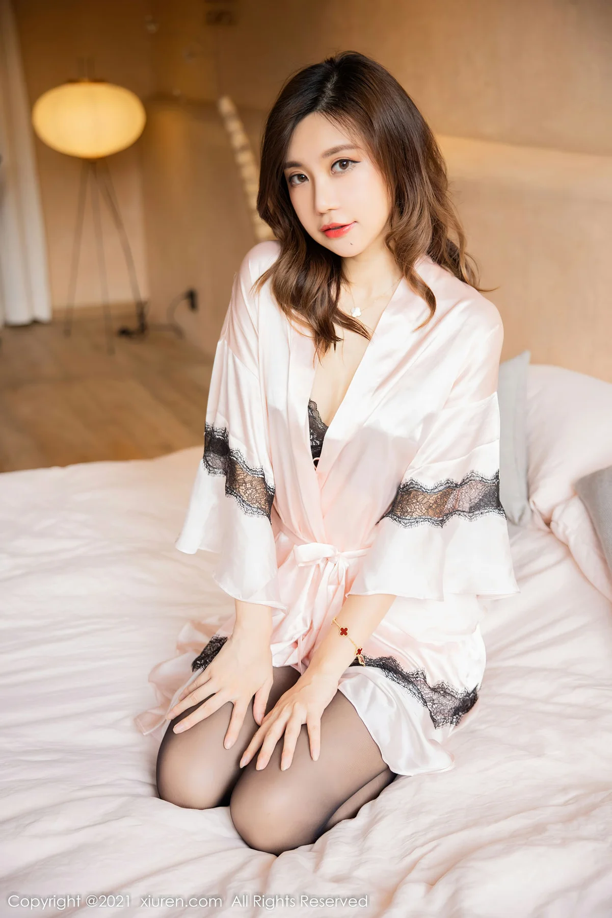 XiuRen 秀人 No.4398 迷人黑丝 绮里嘉ula 性感写真11 - 3