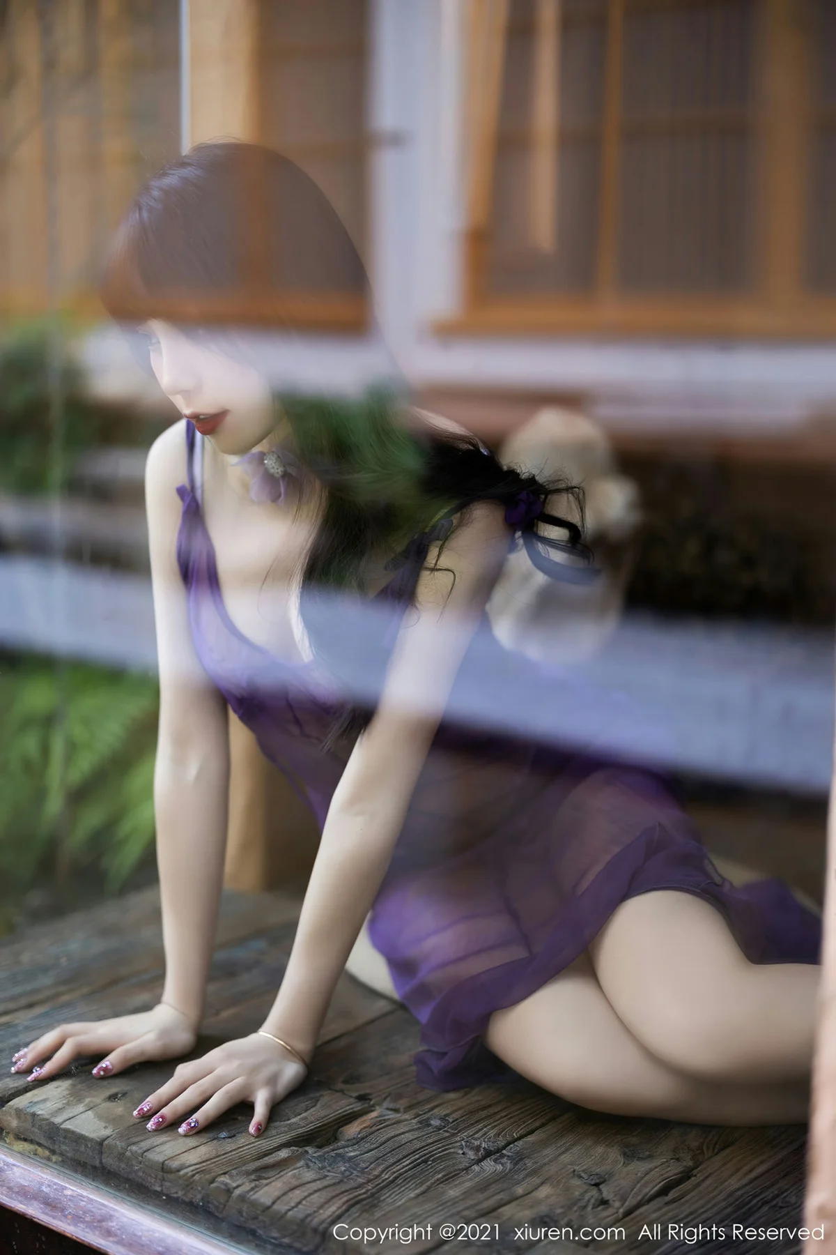 XiuRen 秀人 No.4410 感紫色透明 芝芝Booty 性感写真1 - 2