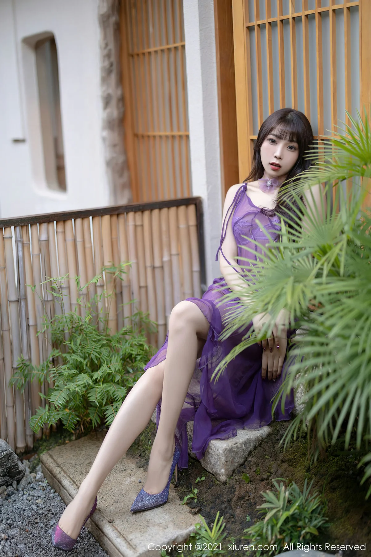 XiuRen 秀人 No.4410 感紫色透明 芝芝Booty 性感写真1 - 5