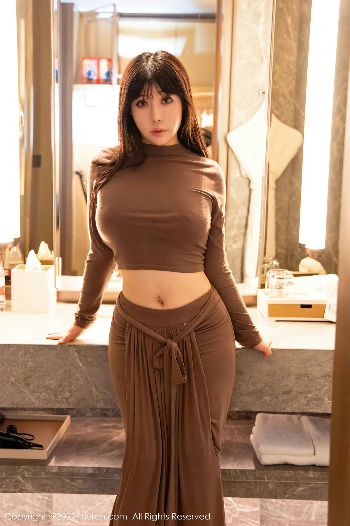 XiuRen 秀人 No.4418 丰腴御姐 徐媛媛 性感写真 - 6