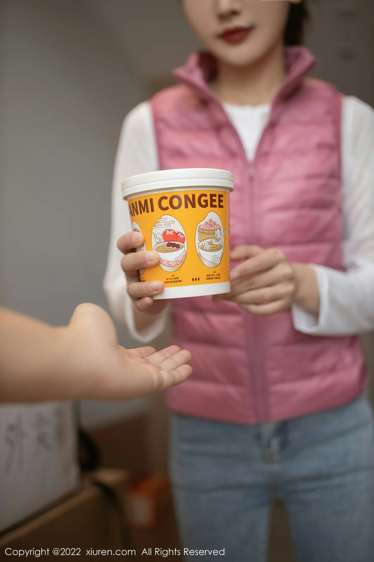 XiuRen 秀人 No.4493 外卖配送员角色扮演 陆萱萱 性感写真1 - 6