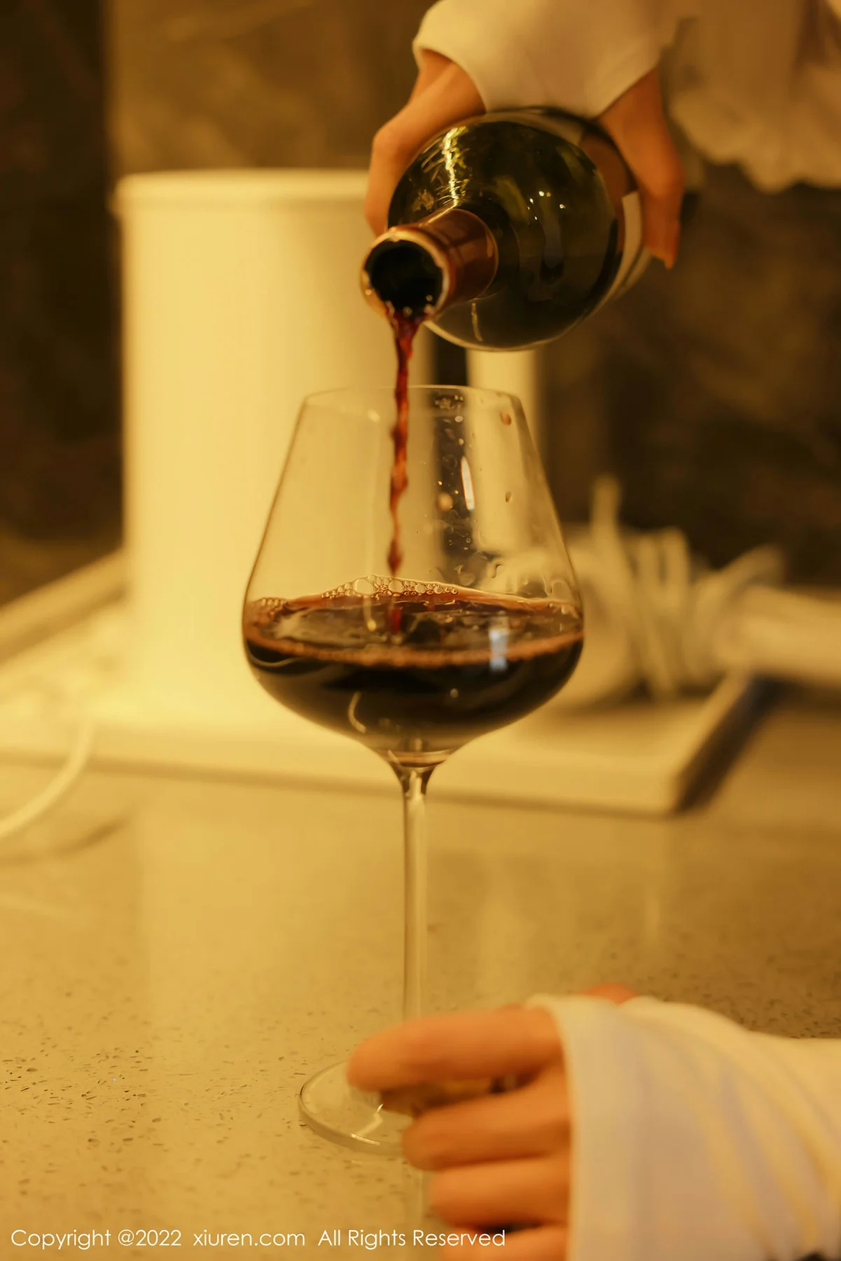 XiuRen 秀人 No.4494 微醺女总裁 tina_甜仔 新人模特第一套写真3 - 8