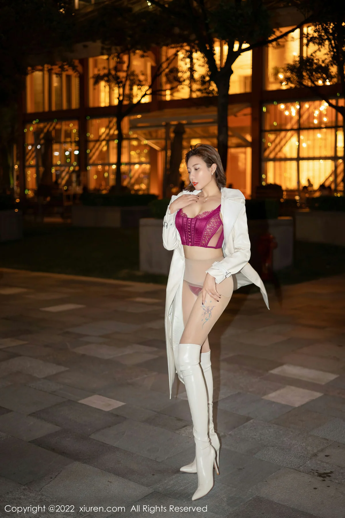 XiuRen 秀人 No.4495 性感御姐 果儿Victoria 青海旅拍2 - 9