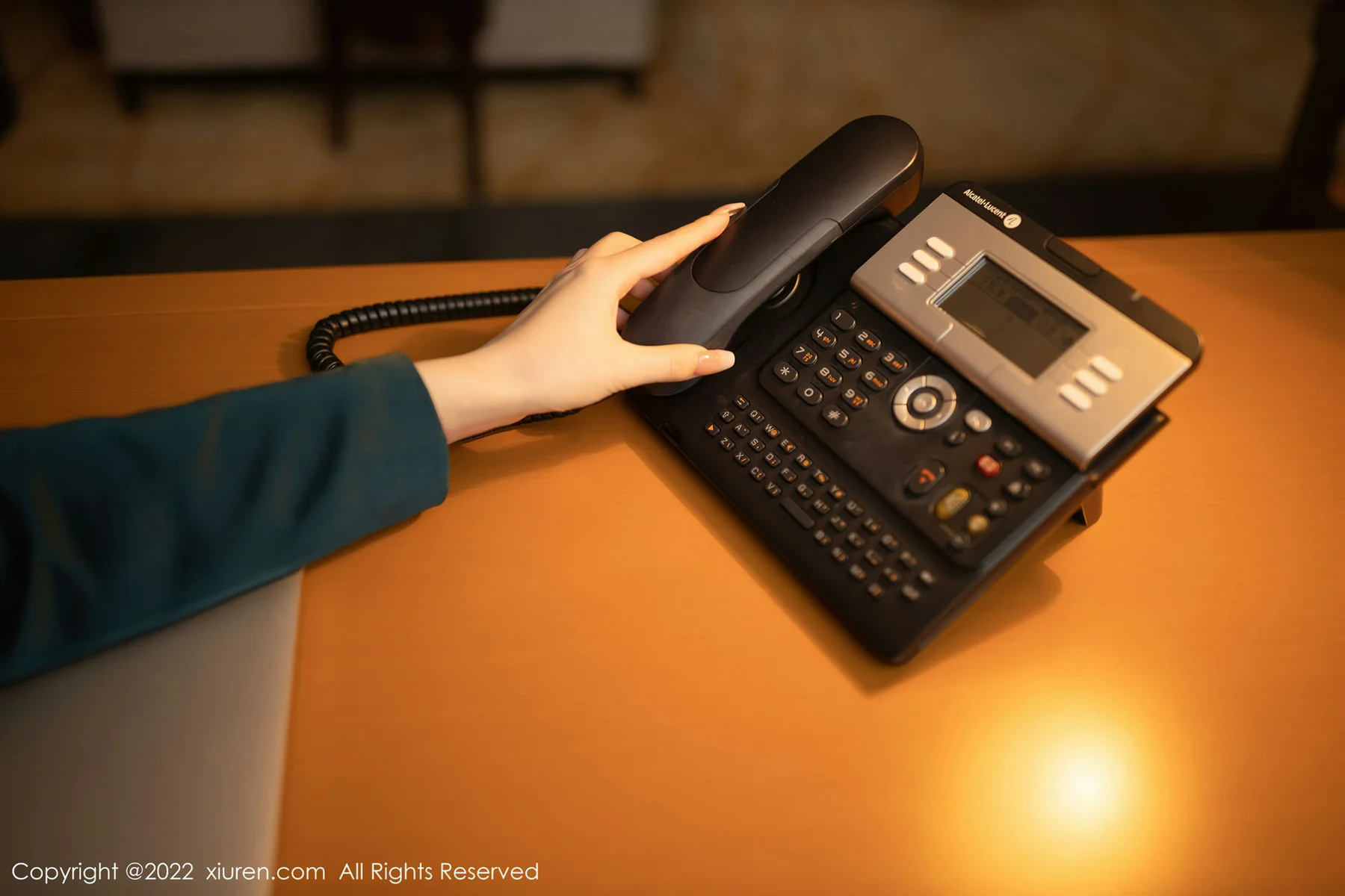 XiuRen 秀人 No.4497 女老板寂寞角色扮演 鱼子酱Fish 性感写真1 - 1