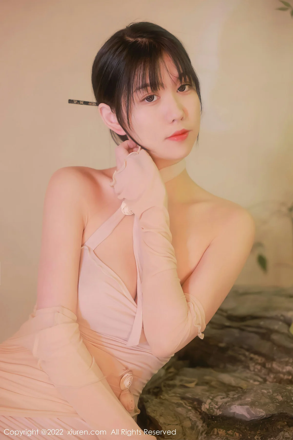 XiuRen 秀人 No.4503 温泉户外主题 李雅柔182CM 性感写真3 - 5