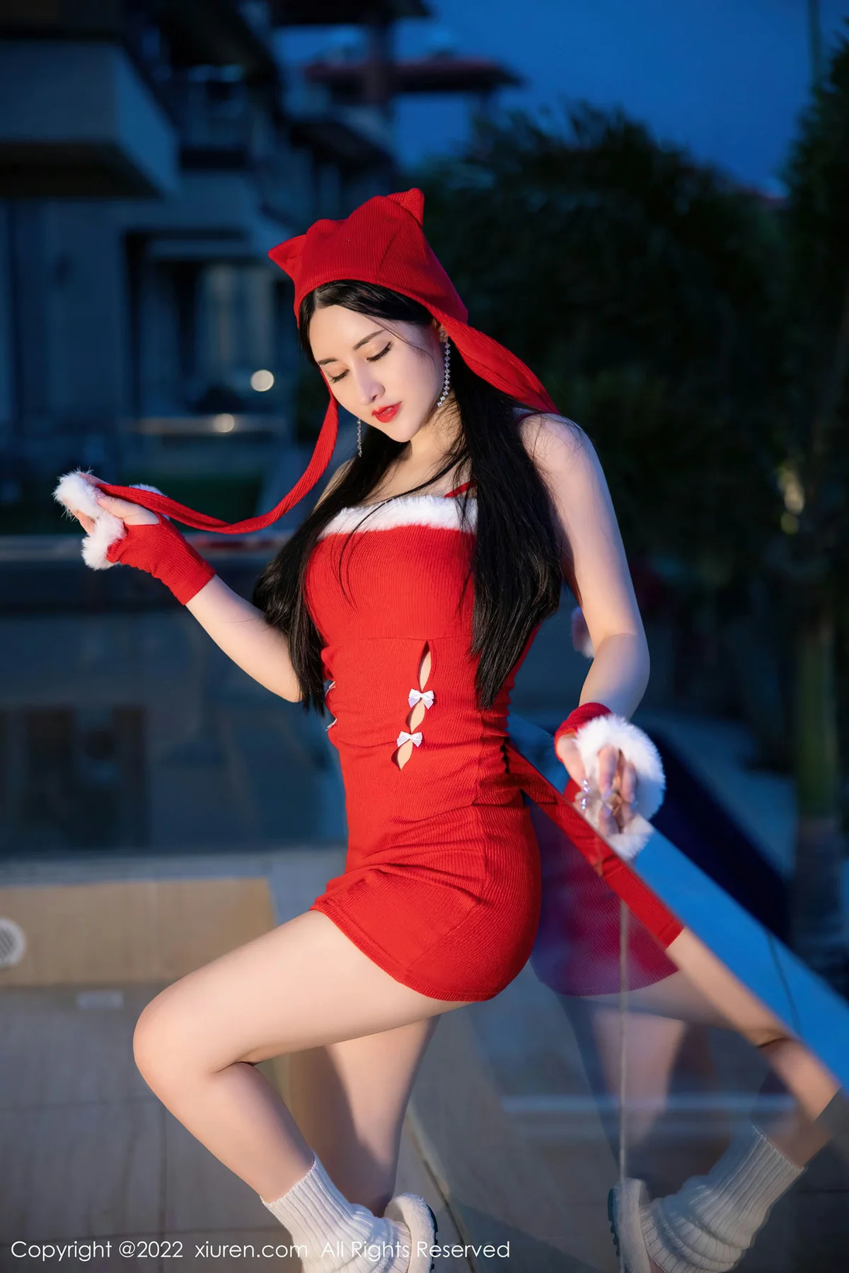 XiuRen 秀人 No.4565 新年气氛拍摄 诗诗kiki 性感写真3 - 1