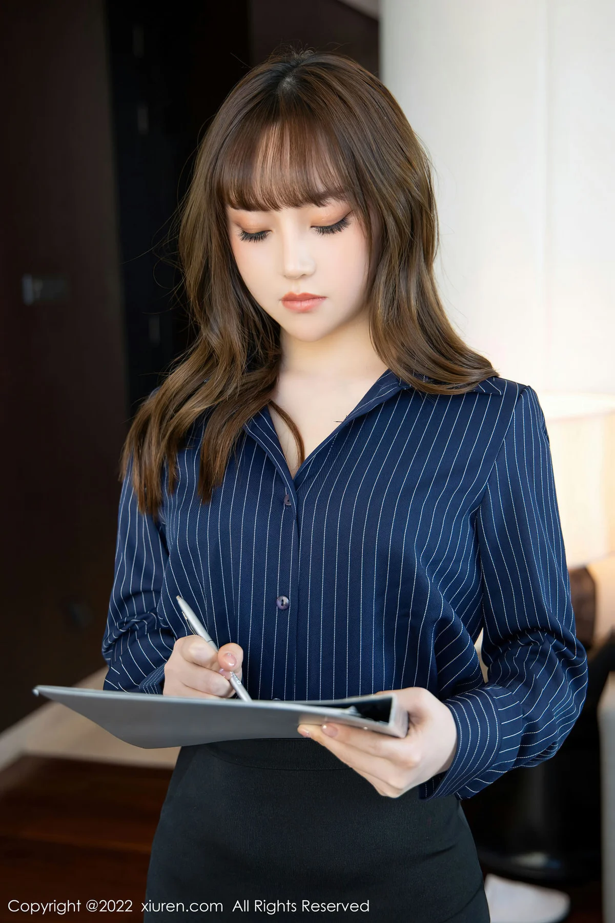 XiuRen 秀人 No.4579 魅惑黑丝 豆瓣酱 性感写真1 - 2