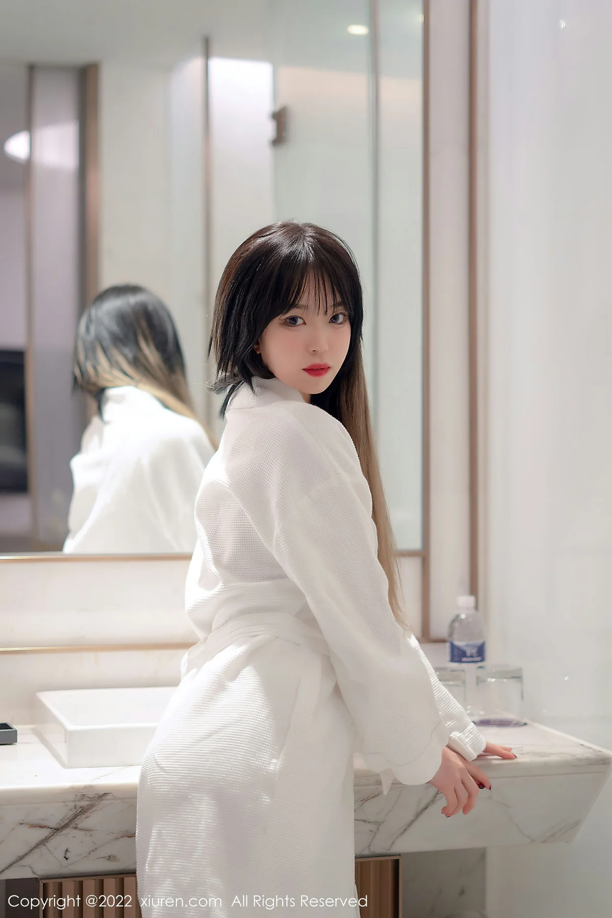 XiuRen 秀人 No.4611 轻透薄纱吊带 奶瓶. 性感写真3 - 4