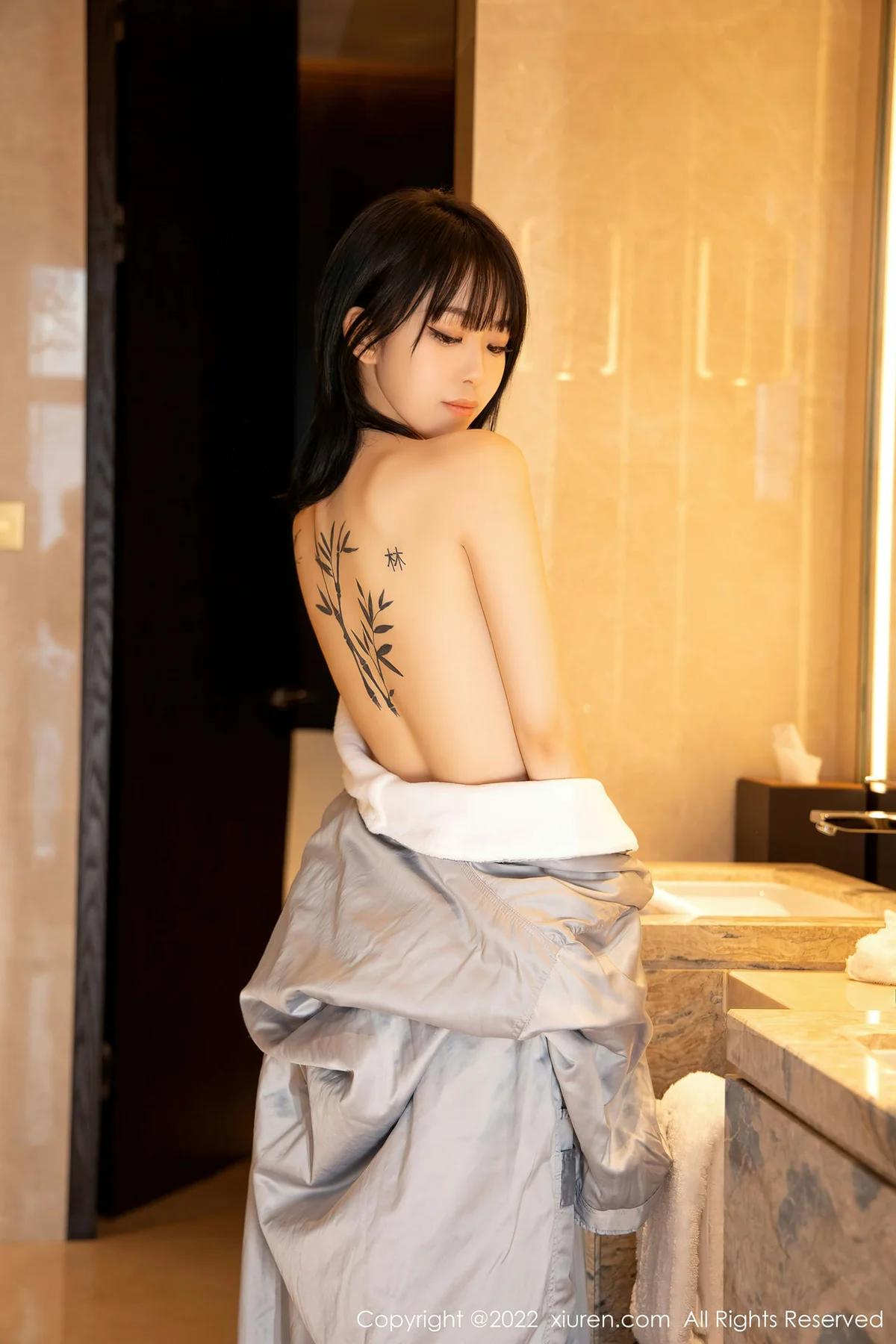 XiuRen 秀人 No.4664 酒店浴缸 奶瓶. 性感写真33 - 3