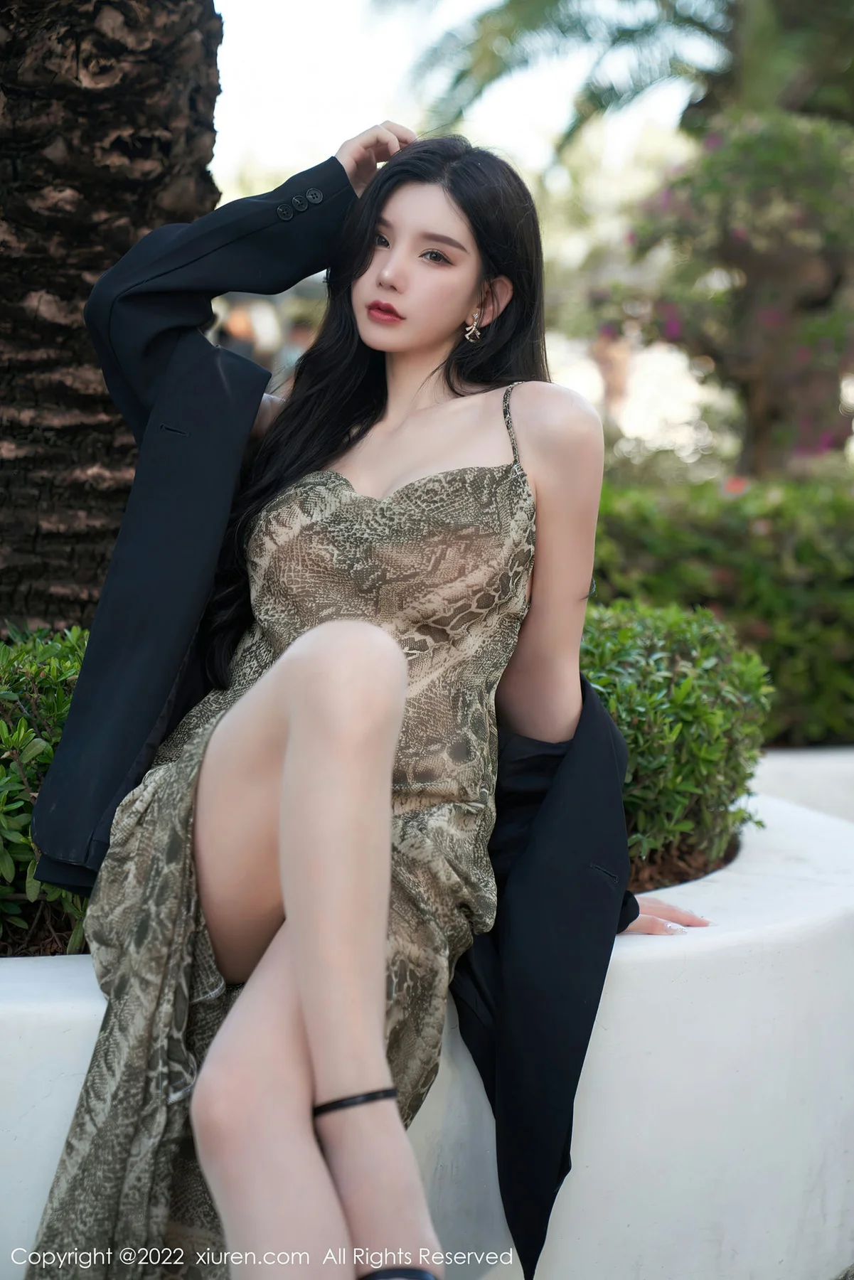 XiuRen 秀人 No.4676 诱人原色丝袜 周于希Sally 三亚旅拍写真111 - 4