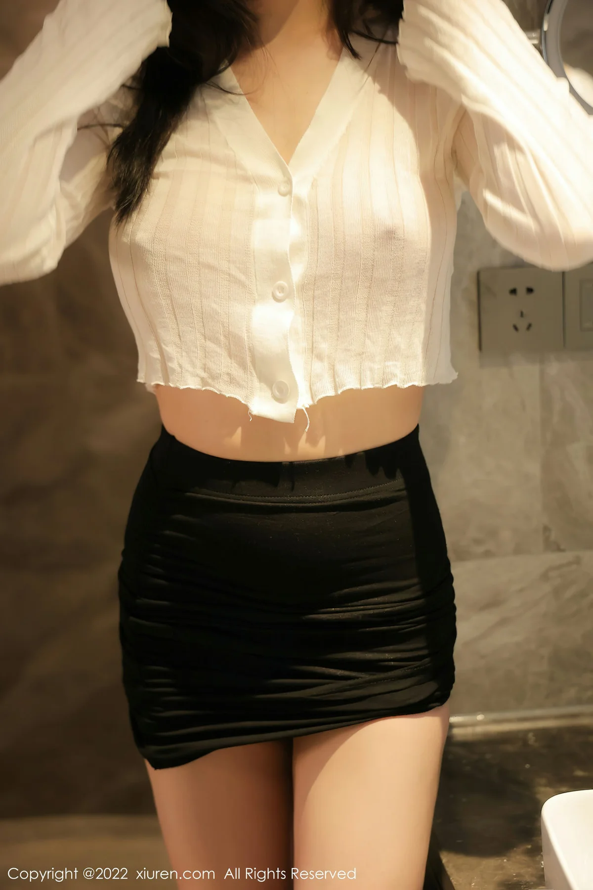 XiuRen 秀人 No.4737 轻透薄纱上衣 顾乔楠Cora 性感写真1 - 8