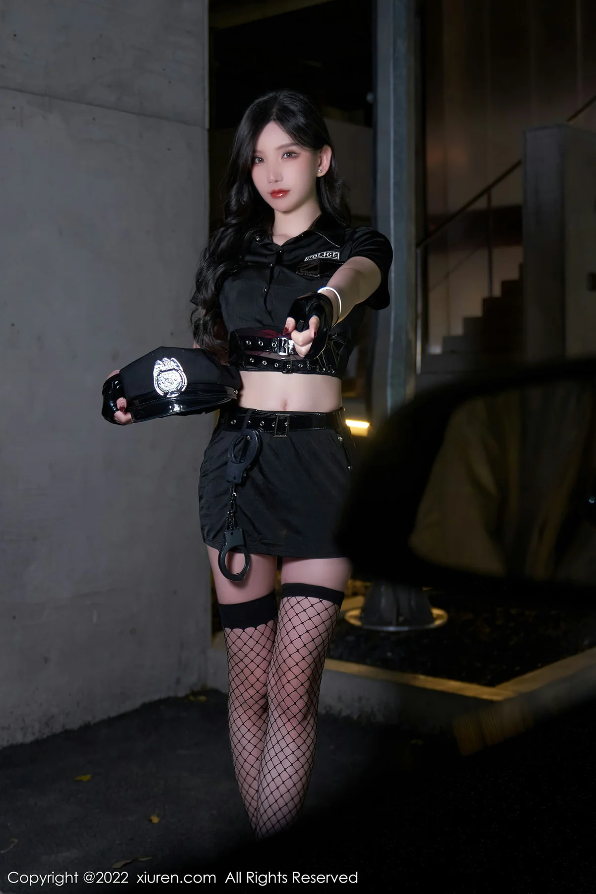 XiuRen 秀人 No.4741 女警官巡逻 周于希Sally 性感写真111 - 1