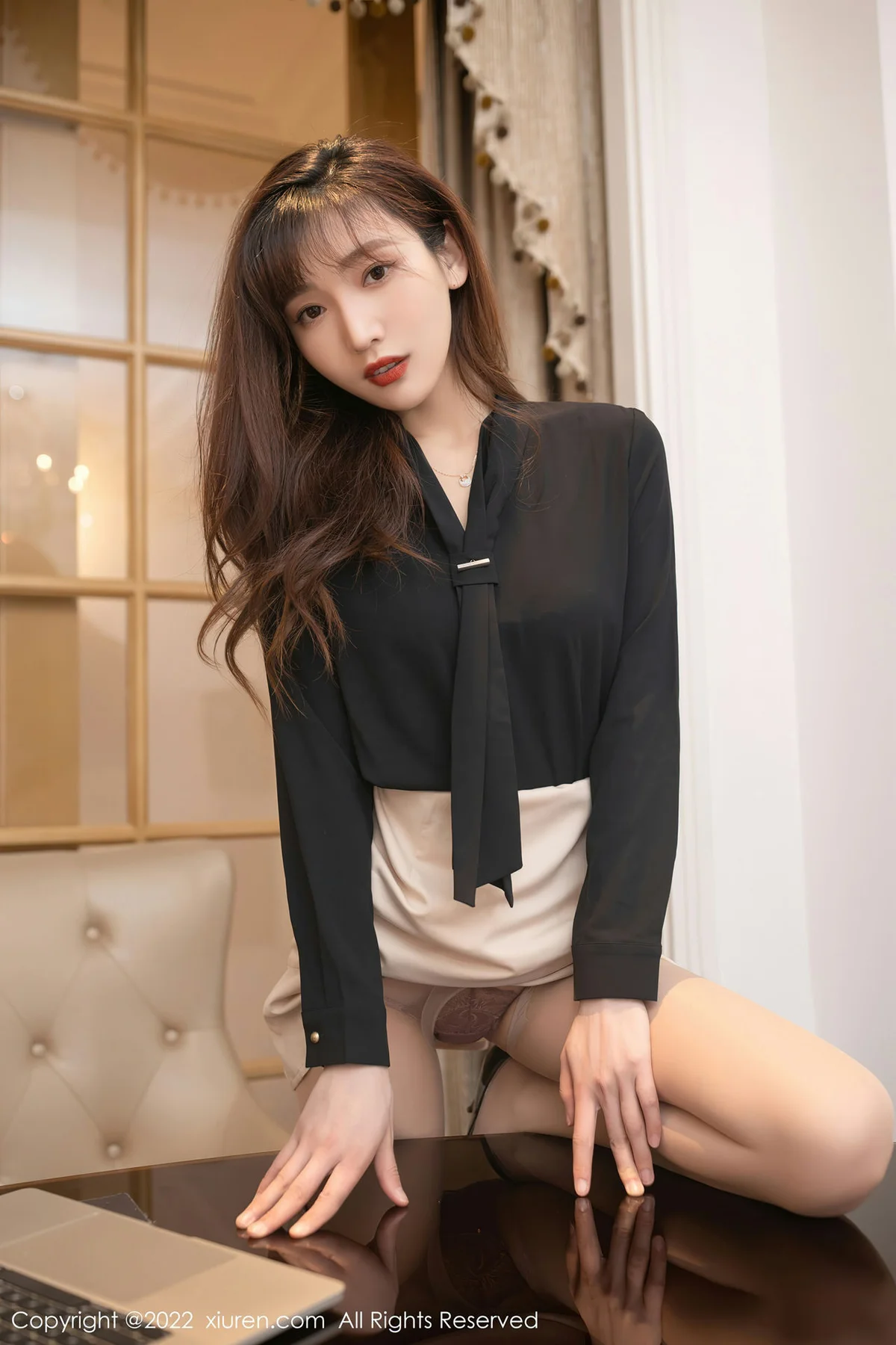 XiuRen 秀人 No.4771 主题OL 陆萱萱 珠三角旅拍111 - 5