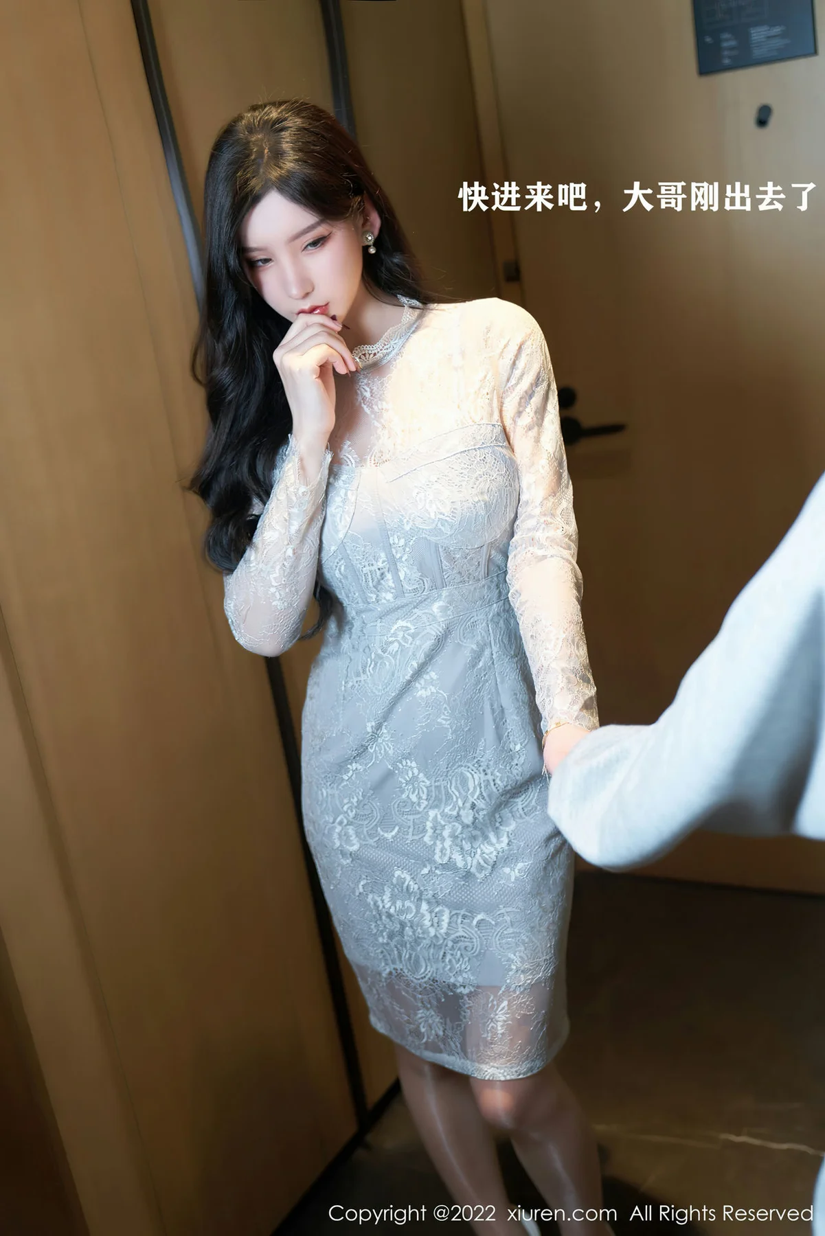 XiuRen 秀人 No.4774  贤妻上门送甜品 周于希Sally 性感写真111 - 8