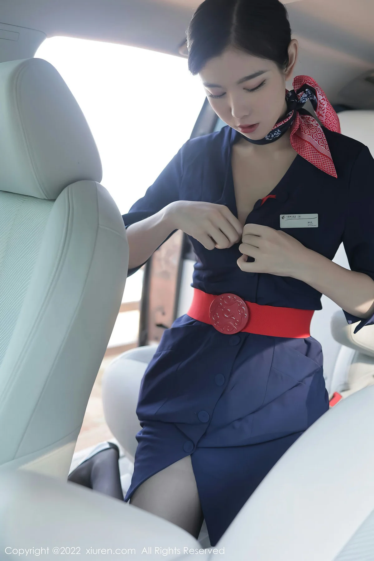 XiuRen 秀人 No.4809 空姐制服 李雅柔182CM 大理旅拍3 - 1