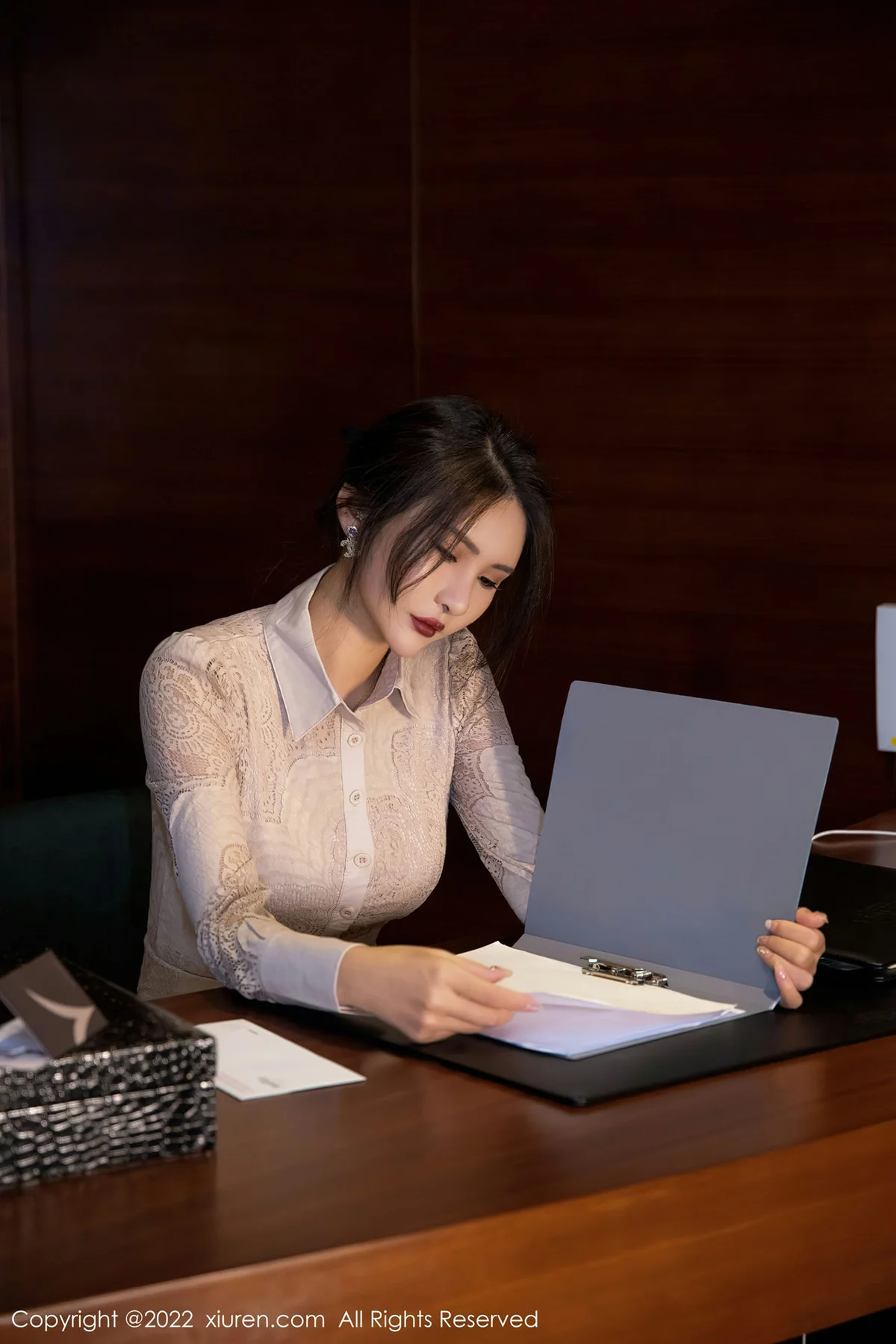 XiuRen 秀人 No.4874 OL装扮 Emily尹菲 性感写真 - 1