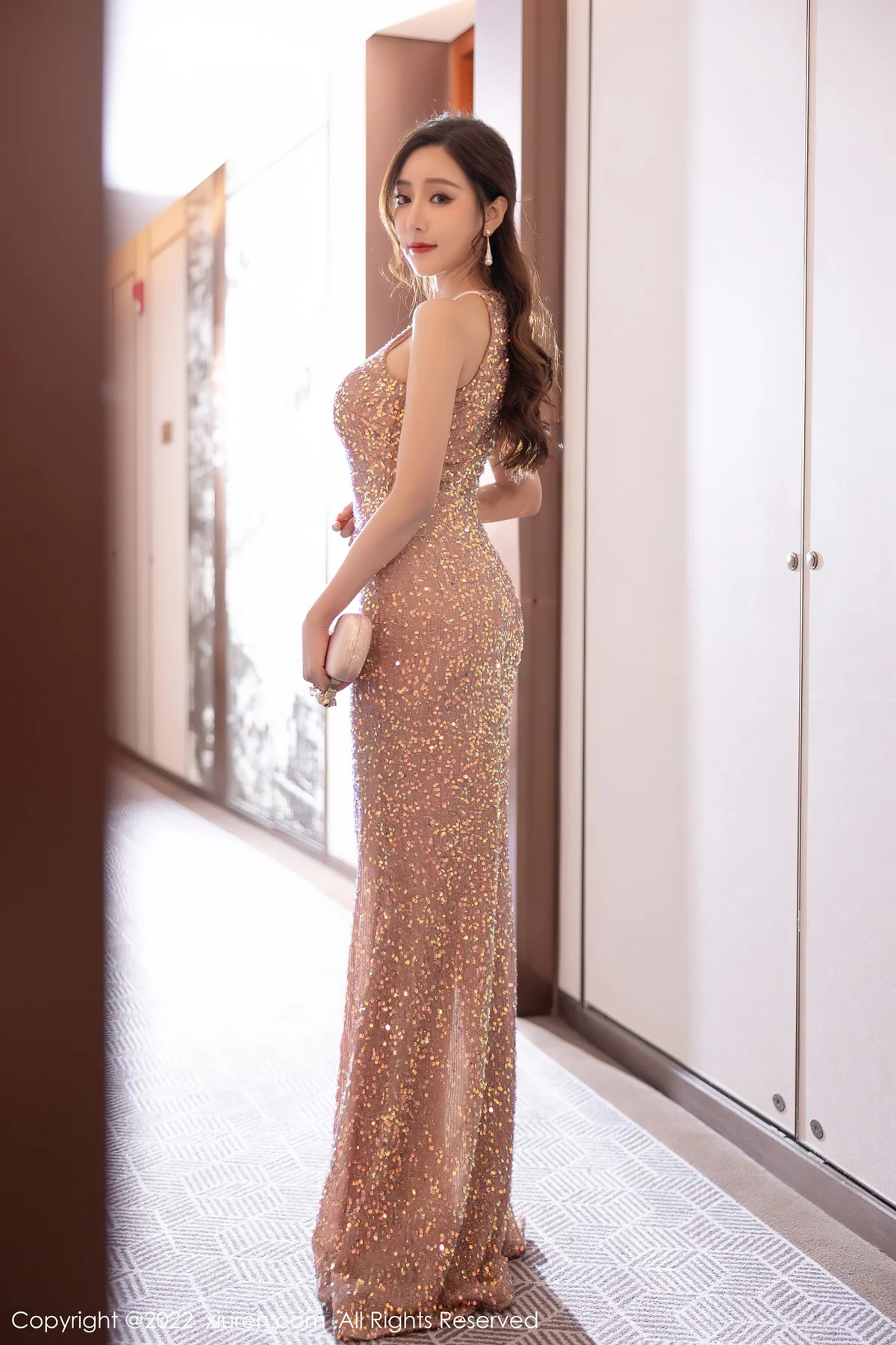 XiuRen 秀人 No.4883 连衣长裙 王馨瑶yanni 性感写真1 - 6